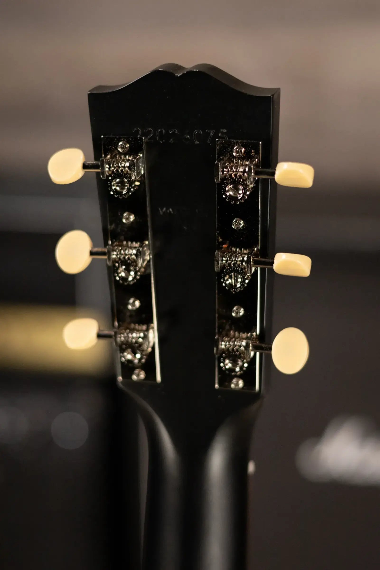 Gibson Century Collection L-00 12-Fret Acoustic Guitar - Ebony with Hardshell Case