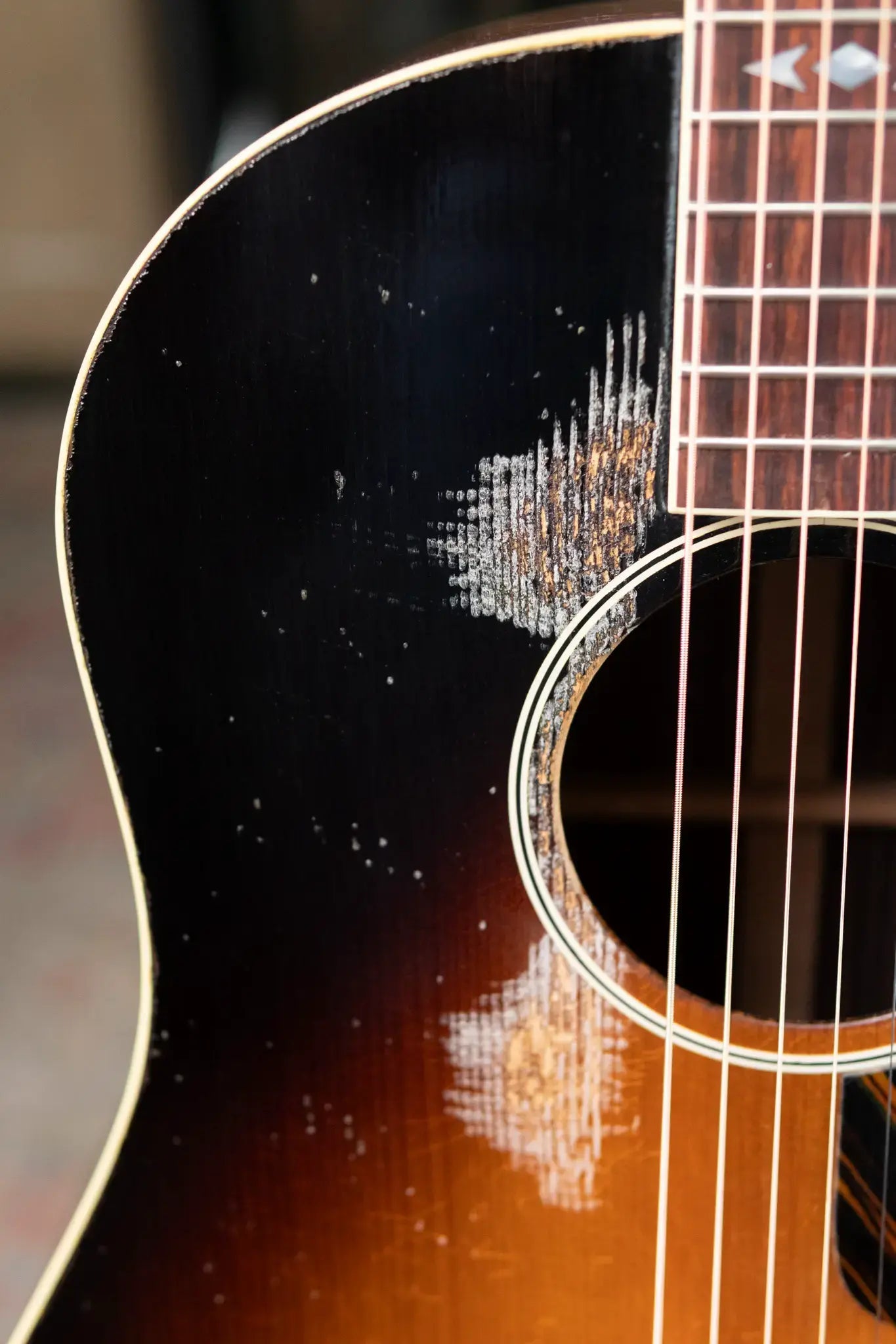 Gibson Custom Shop 1936 Advanced Jumbo Murphy Lab Heavy Aged Acoustic Guitar - Vintage Sunburst with Hardshell Case