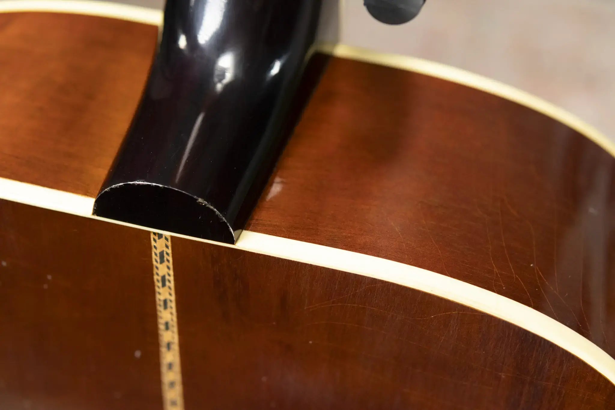 Gibson Custom Shop 1939 SJ-100 Murphy Lab Heavy Aged Acoustic Guitar - Vintage Sunburst with Hardshell Case