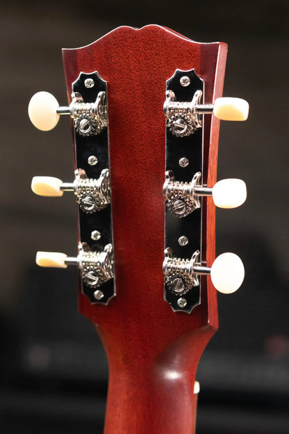 Gibson Custom Shop 1942 Banner J-45 Acoustic Guitar - Vintage Sunburst with Hardshell Case