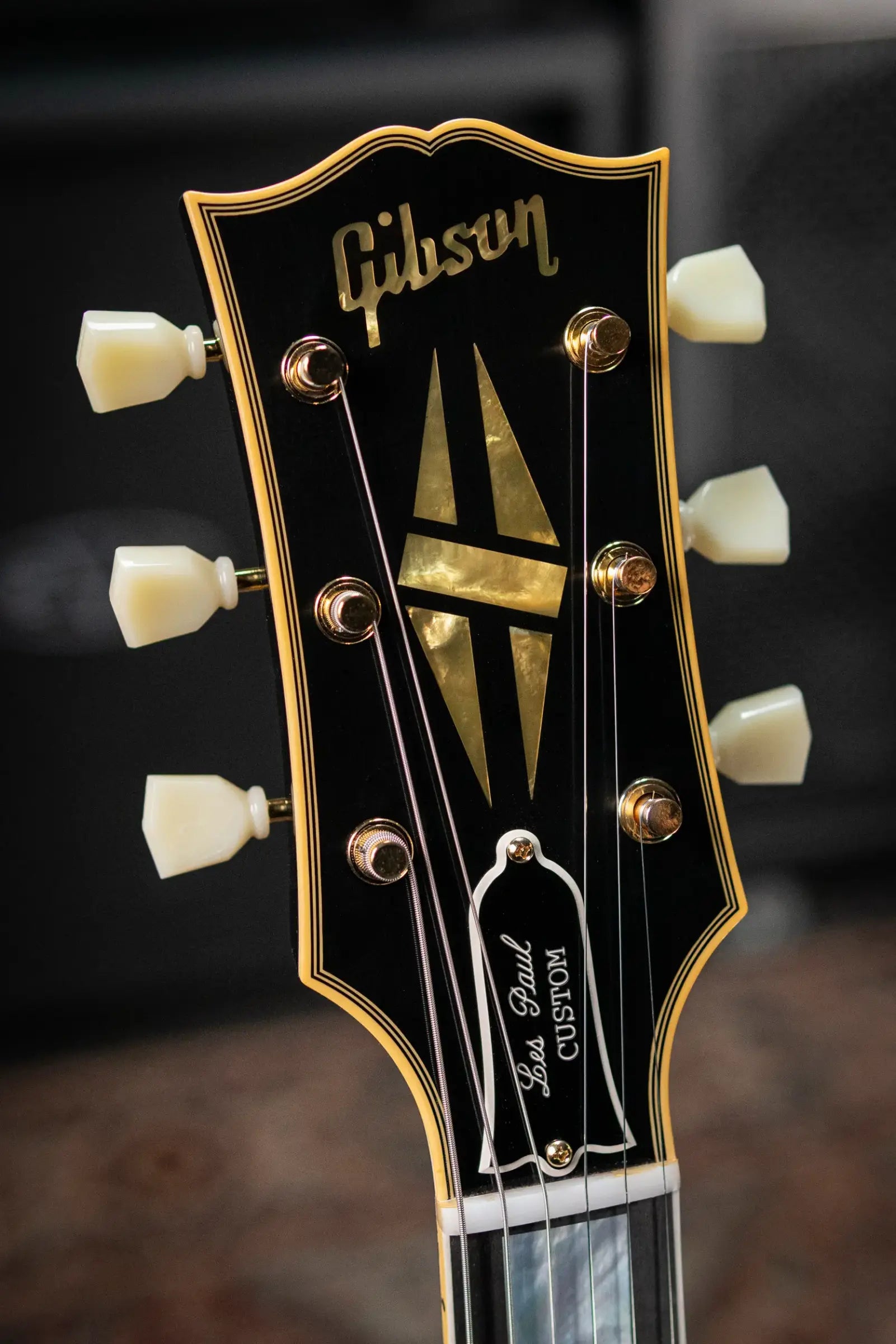 Gibson Custom Shop 1957 Les Paul Custom Reissue 2 Pickup VOS Electric Guitar - Ebony with Hardshell Case
