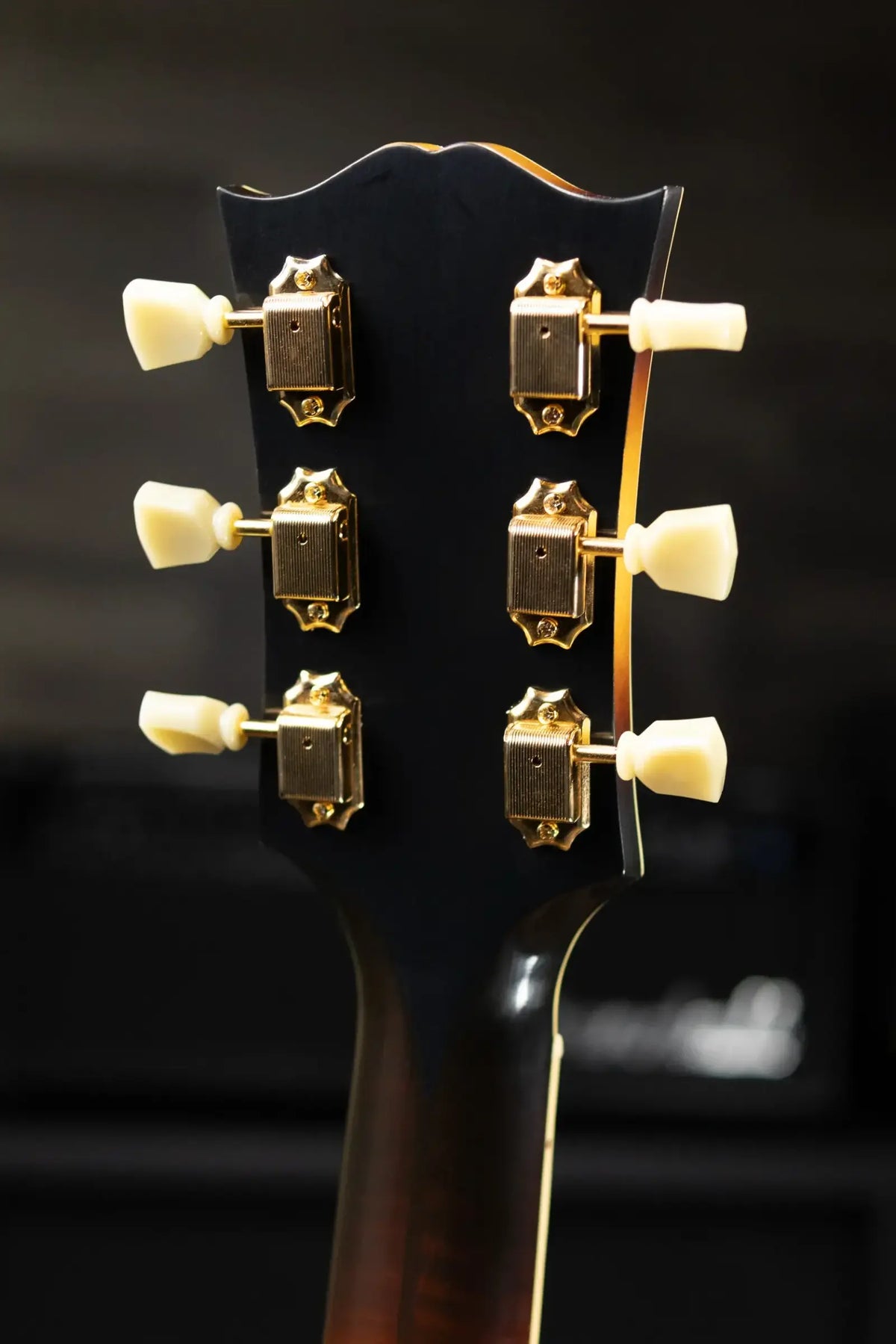 Gibson Custom Shop 1957 SJ-200 Acoustic Guitar - Vintage Sunburst with Hardshell Case