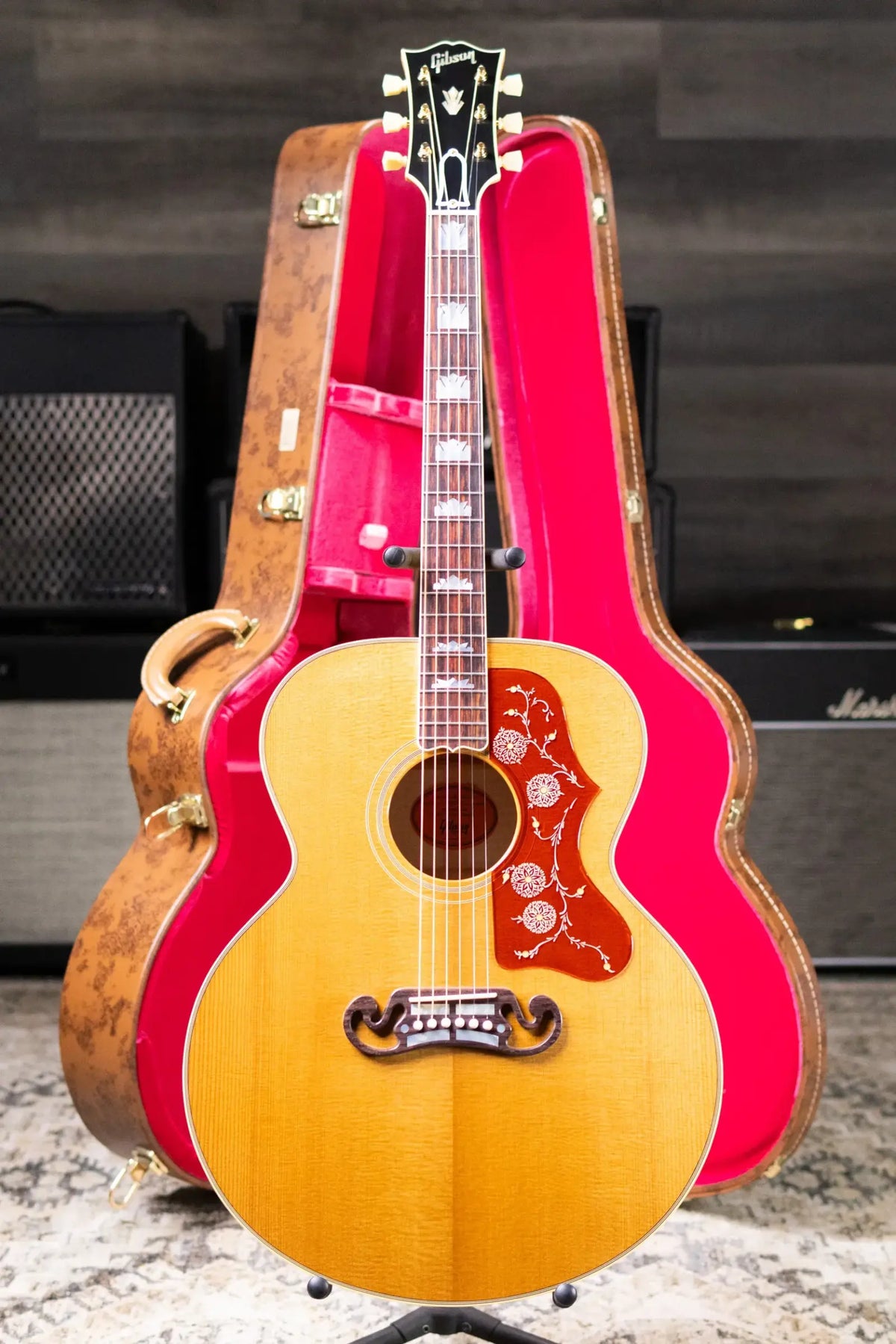 Gibson Custom Shop 1957 SJ-200 Jumbo Acoustic Guitar - Antique Natural with Hardshell Case
