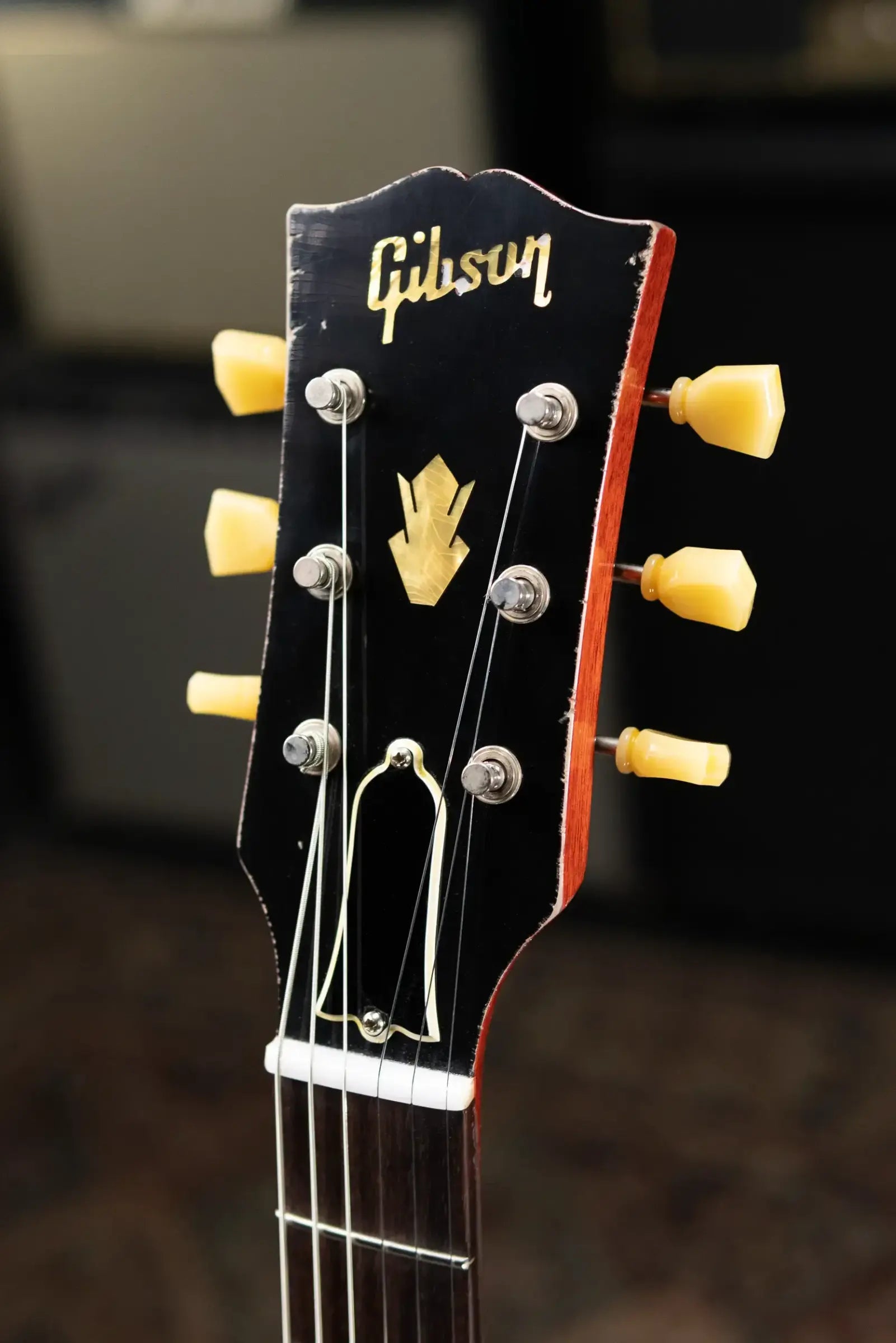 Gibson Custom Shop 1958 ES-335 Unbound Murphy Lab Heavy Aged Semi-Hollow Electric Guitar - Watermelon with Hardshell Case