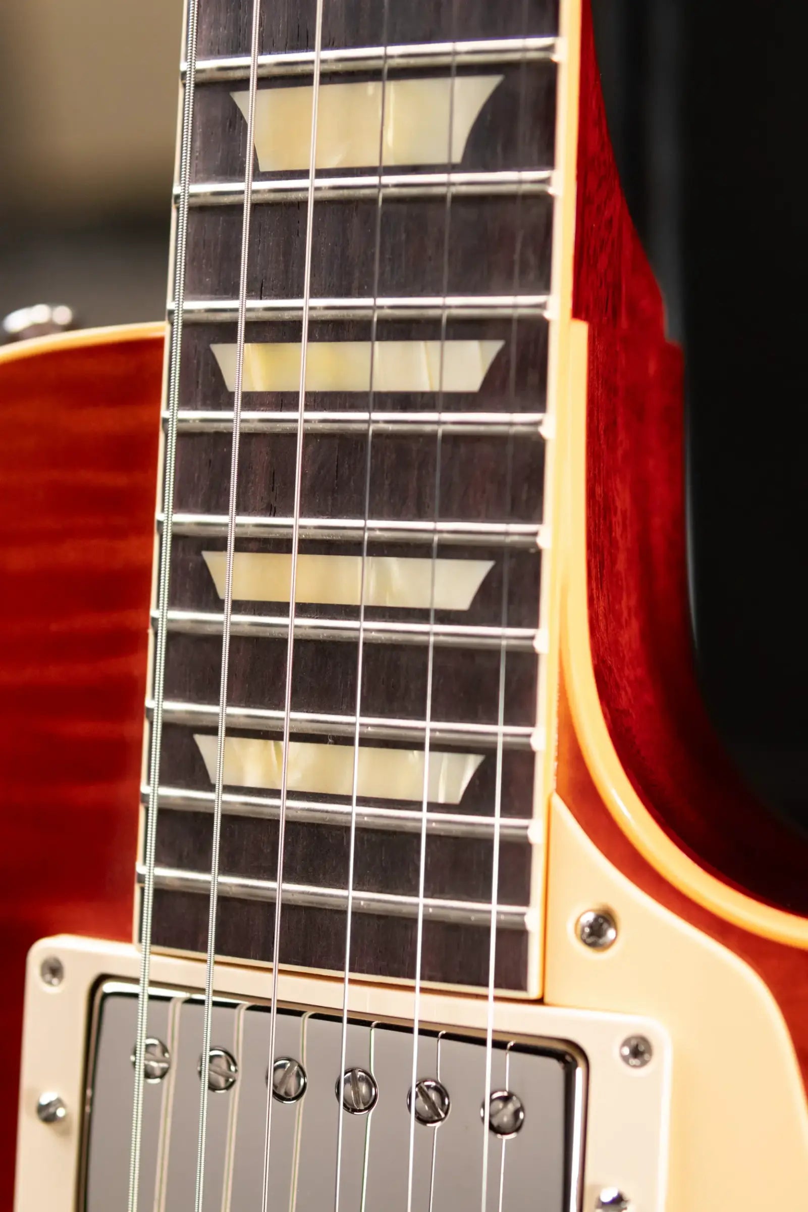 Gibson Custom Shop 1959 Les Paul Standard BOTB Page 102 Electric Guitar - Sunburst with Hardshell Case