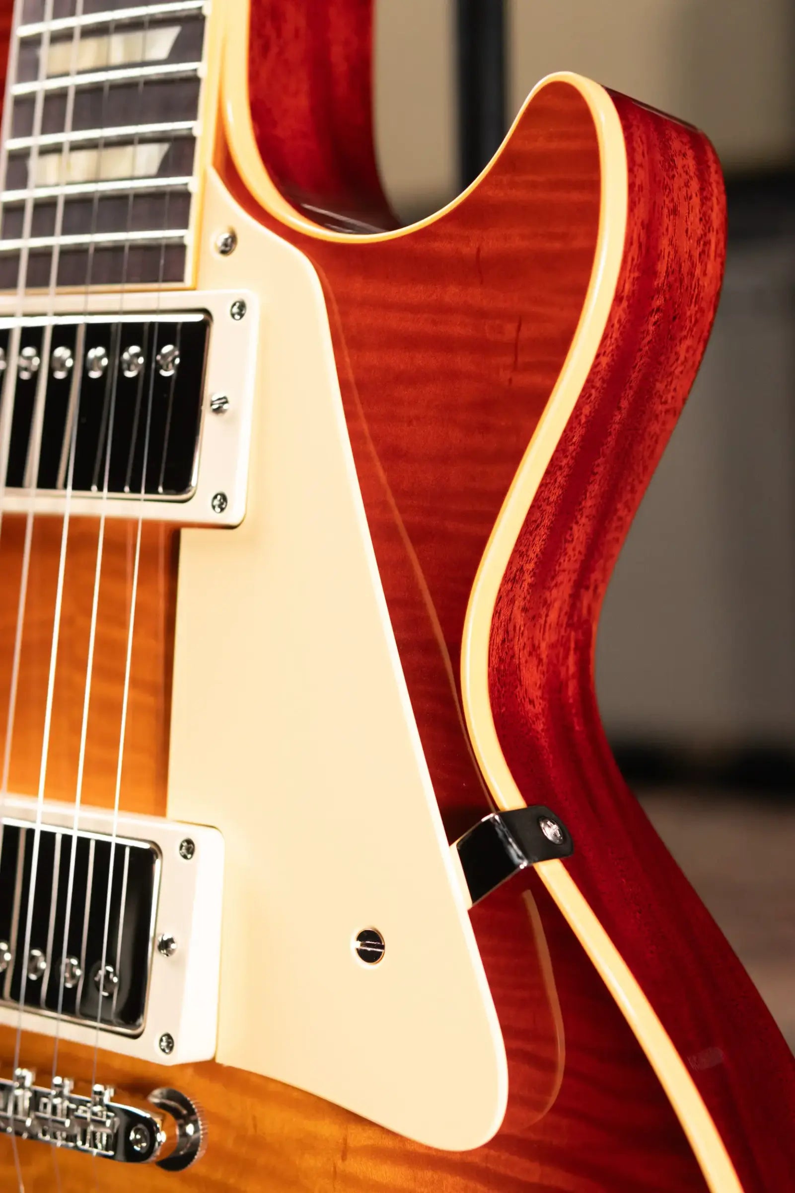 Gibson Custom Shop 1959 Les Paul Standard BOTB Page 102 Electric Guitar - Sunburst with Hardshell Case