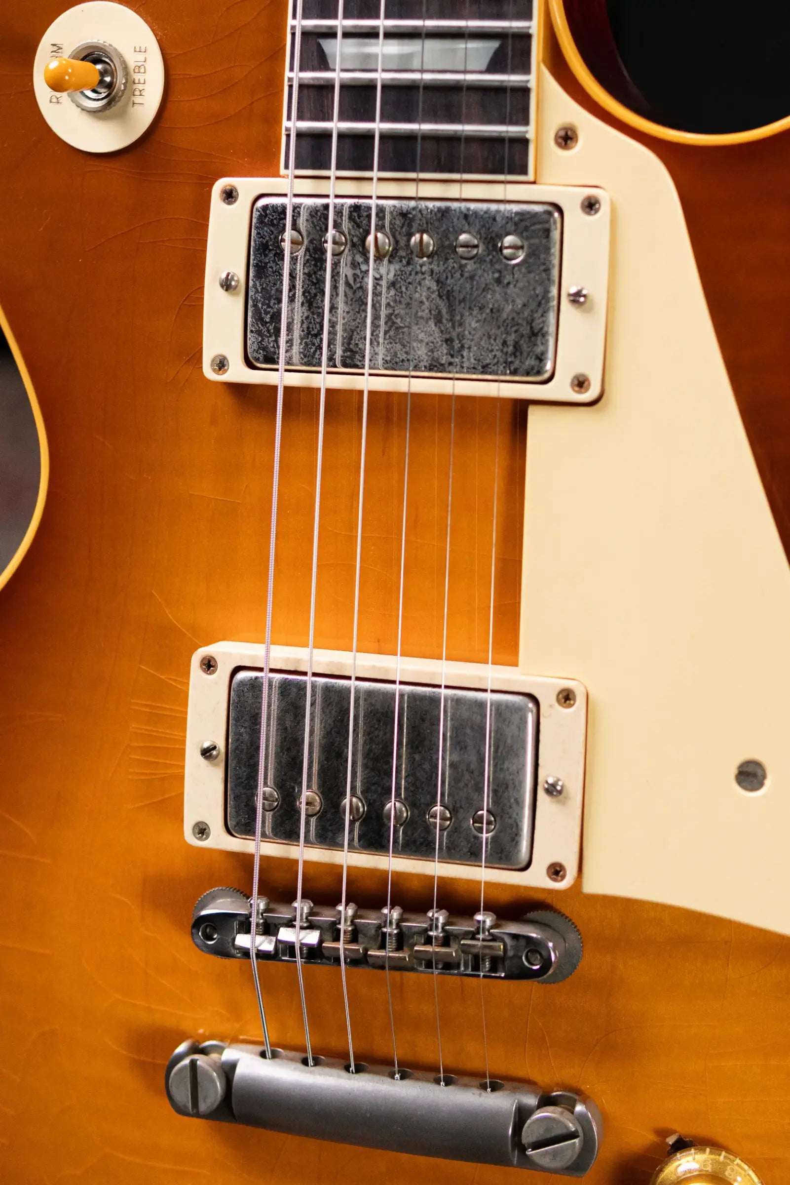 Gibson Custom Shop 1959 Les Paul Standard Murphy Lab Ultra Light Aged Electric Guitar - "AAA" Top, Super-Light Mahogany - Sunburst with Hardshell Case