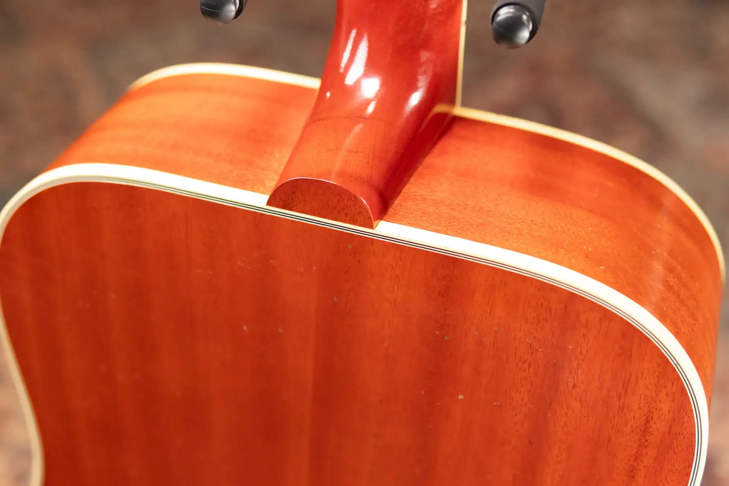 Gibson Custom Shop 1960 Hummingbird Murphy Lab Heavy Aged Dreadnought Acoustic Guitar - Heritage Cherry Sunburst with Hardshell Case