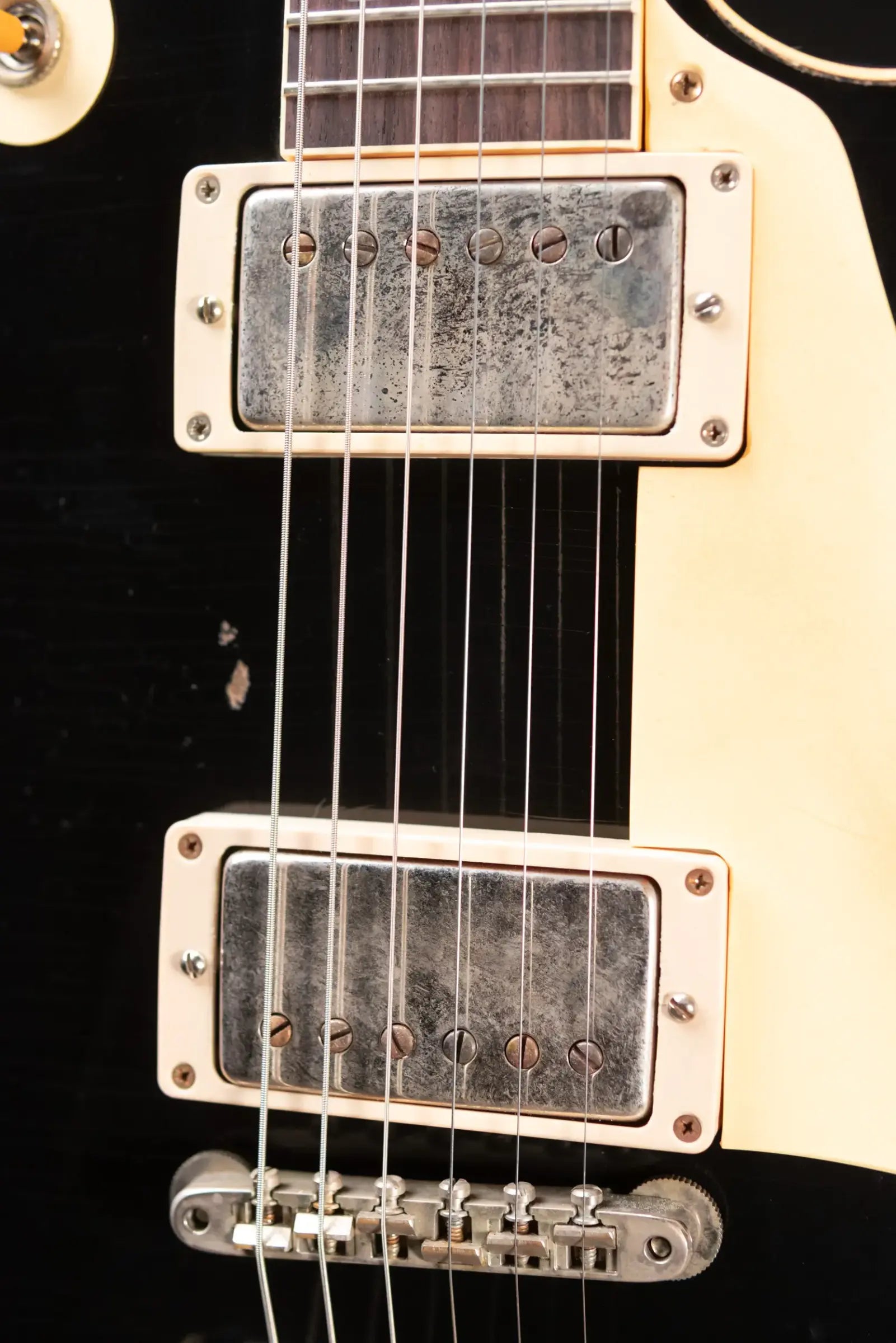 Gibson Custom Shop '57 Les Paul Standard Murphy Lab Ultra Heavy Aged Electric Guitar - Ebony over Double Gold with Hardshell Case