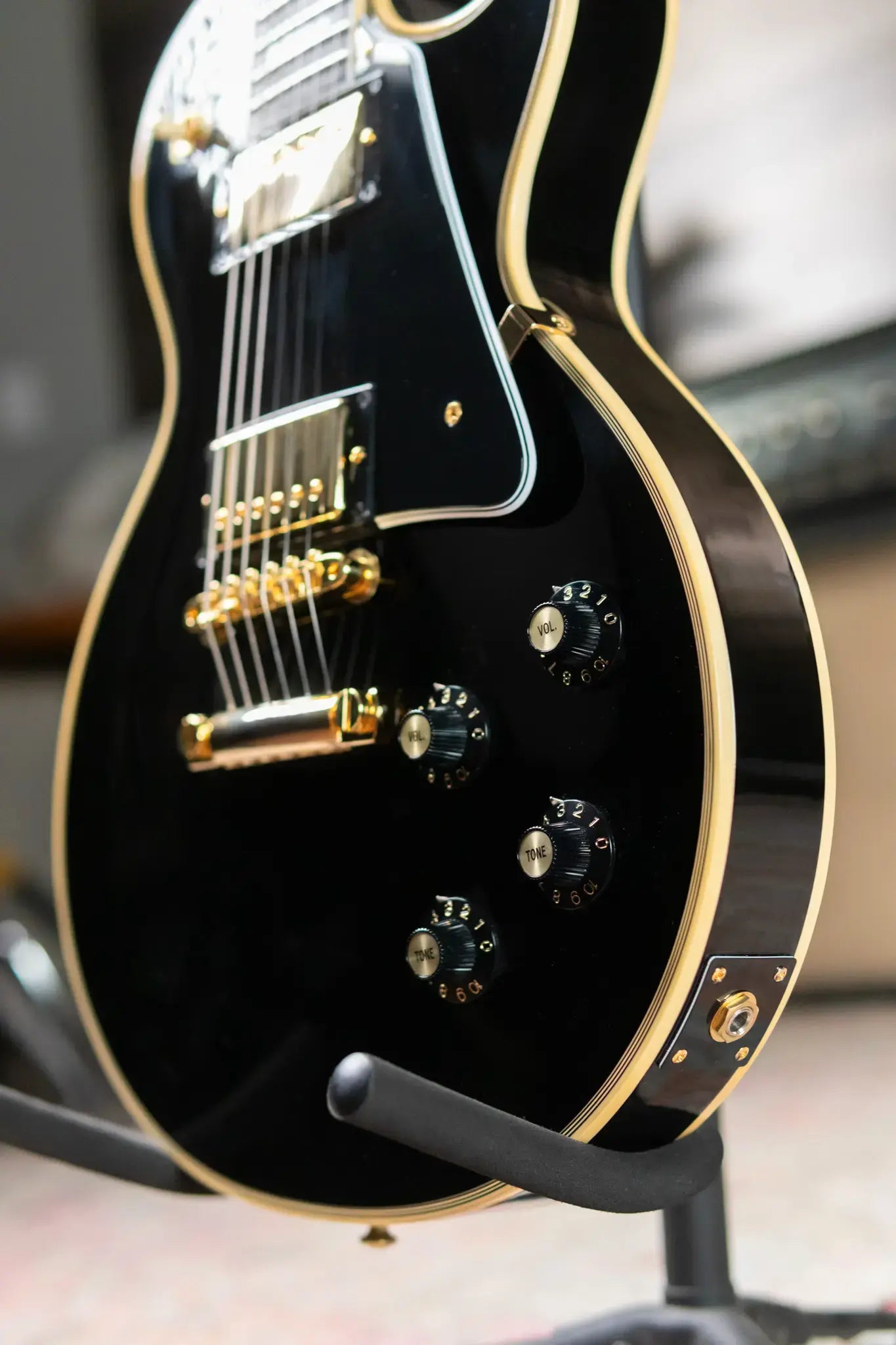 Gibson Custom Shop 68 Les Paul Custom Gloss Electric Guitar - Ebony with Hardshell Case