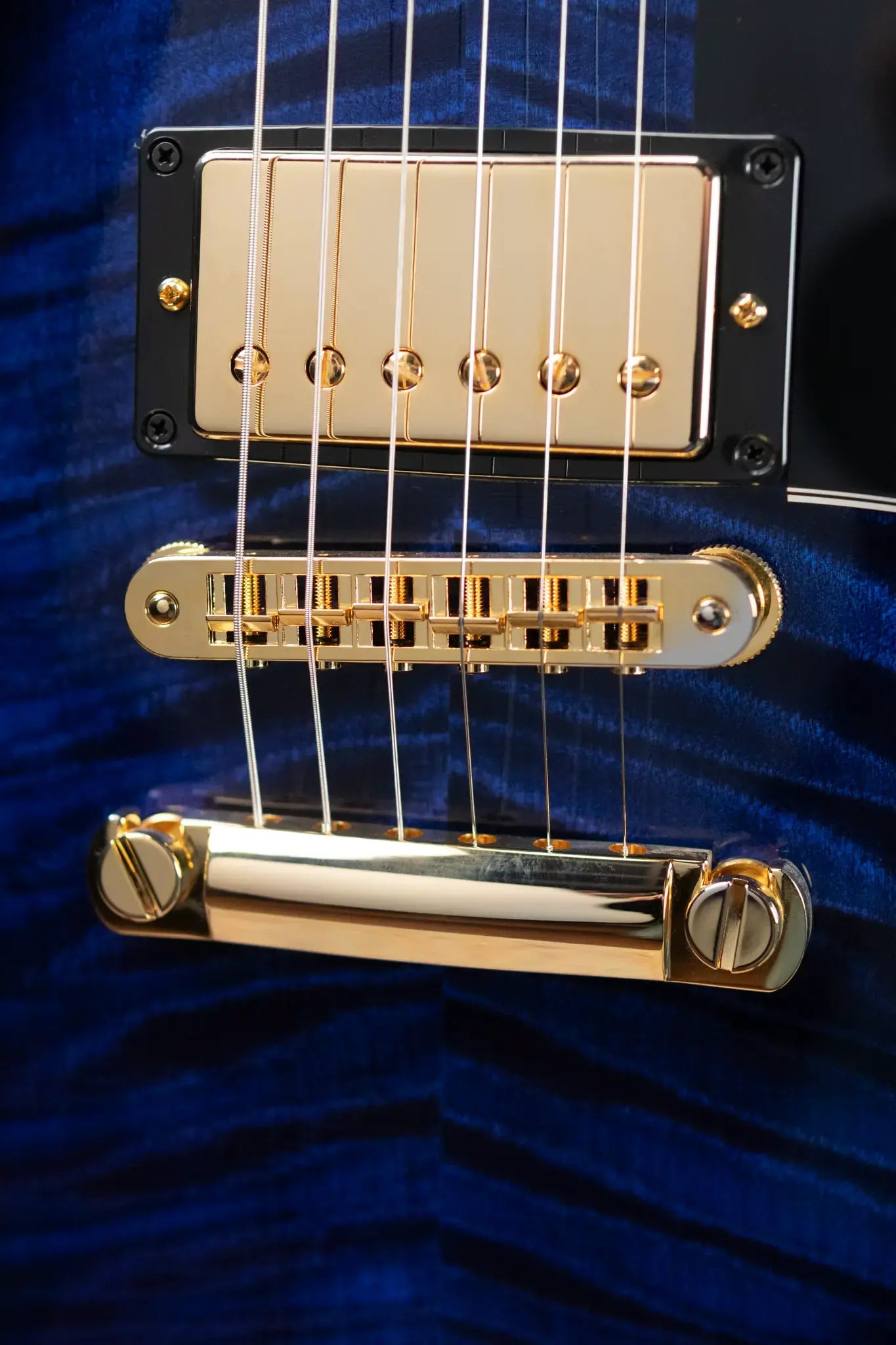 Gibson Custom Shop Les Paul Custom Figured Electric Guitar - Blue Widow with Hardshell Case