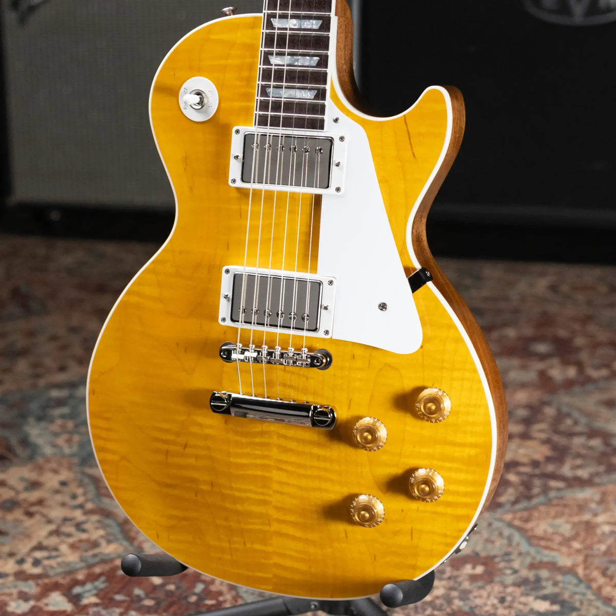 Gibson Custom Shop Les Paul Standard Electric Guitar - Translucent Amber Gloss with Hardshell Case