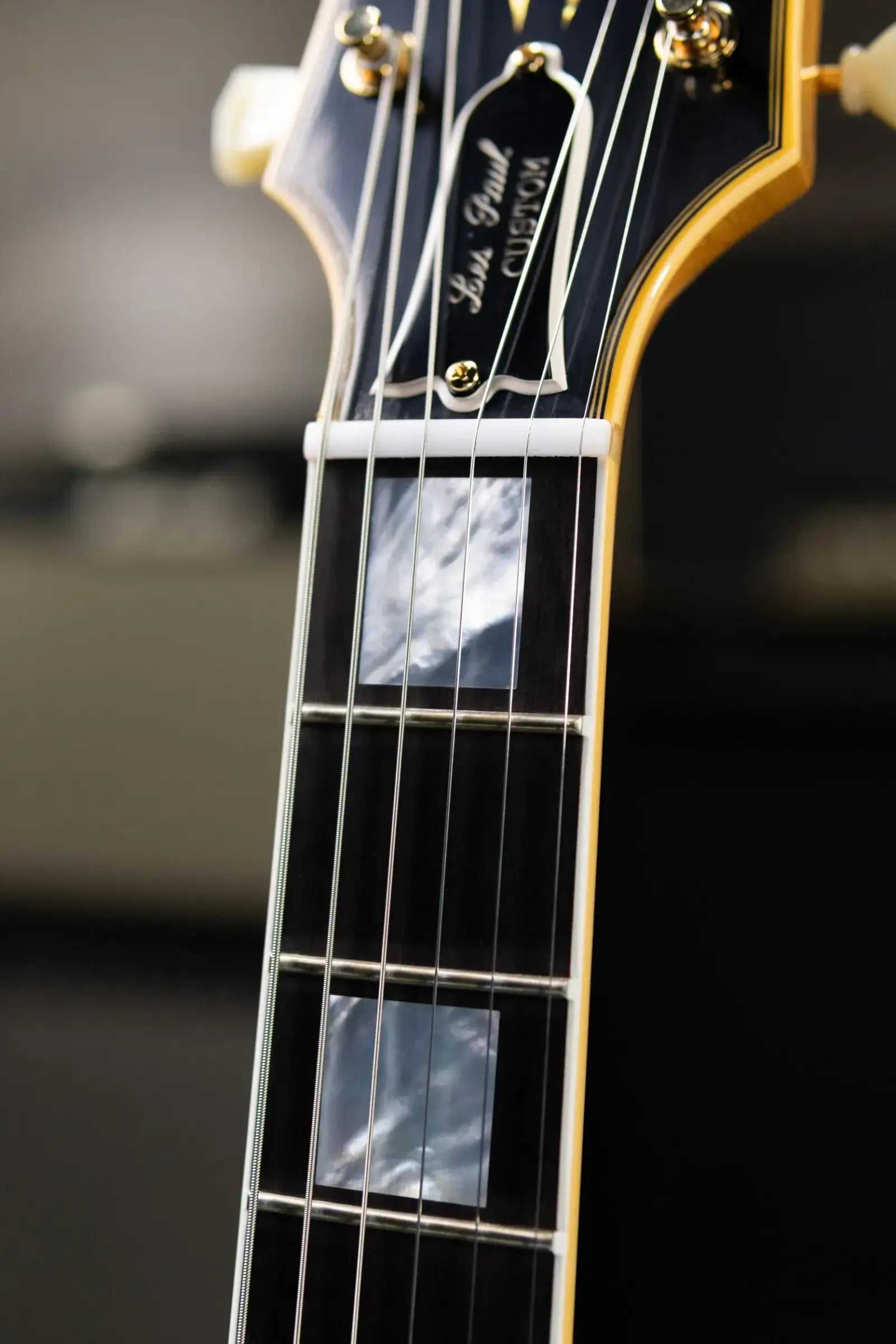 Gibson Custom Shop Limited Edition 1957 Les Paul Custom All Korina VOS Electric Guitar - Antique Natural with Hardshell Case