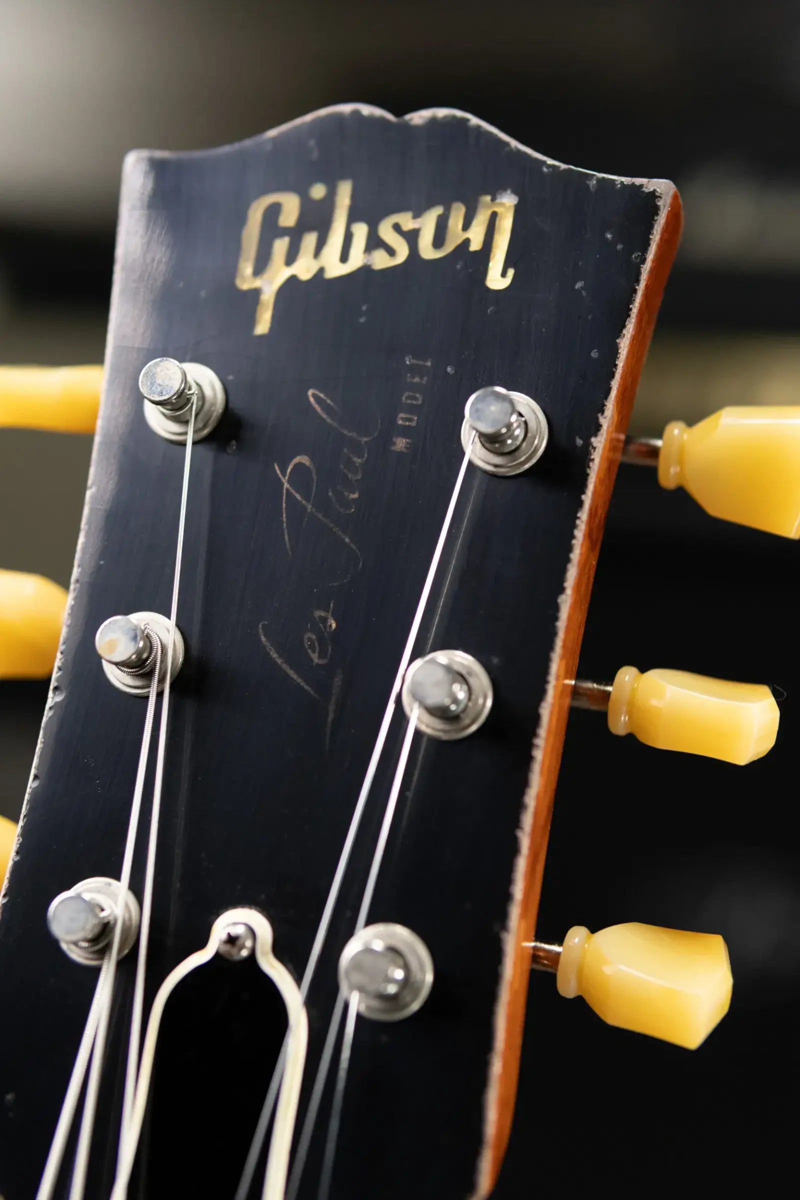 Gibson Custom Shop Limited Edition 1959 Les Paul Standard Reissue Murphy Lab Electric Guitar - Faded Peach Burst Heavy Aged with Hardshell Case