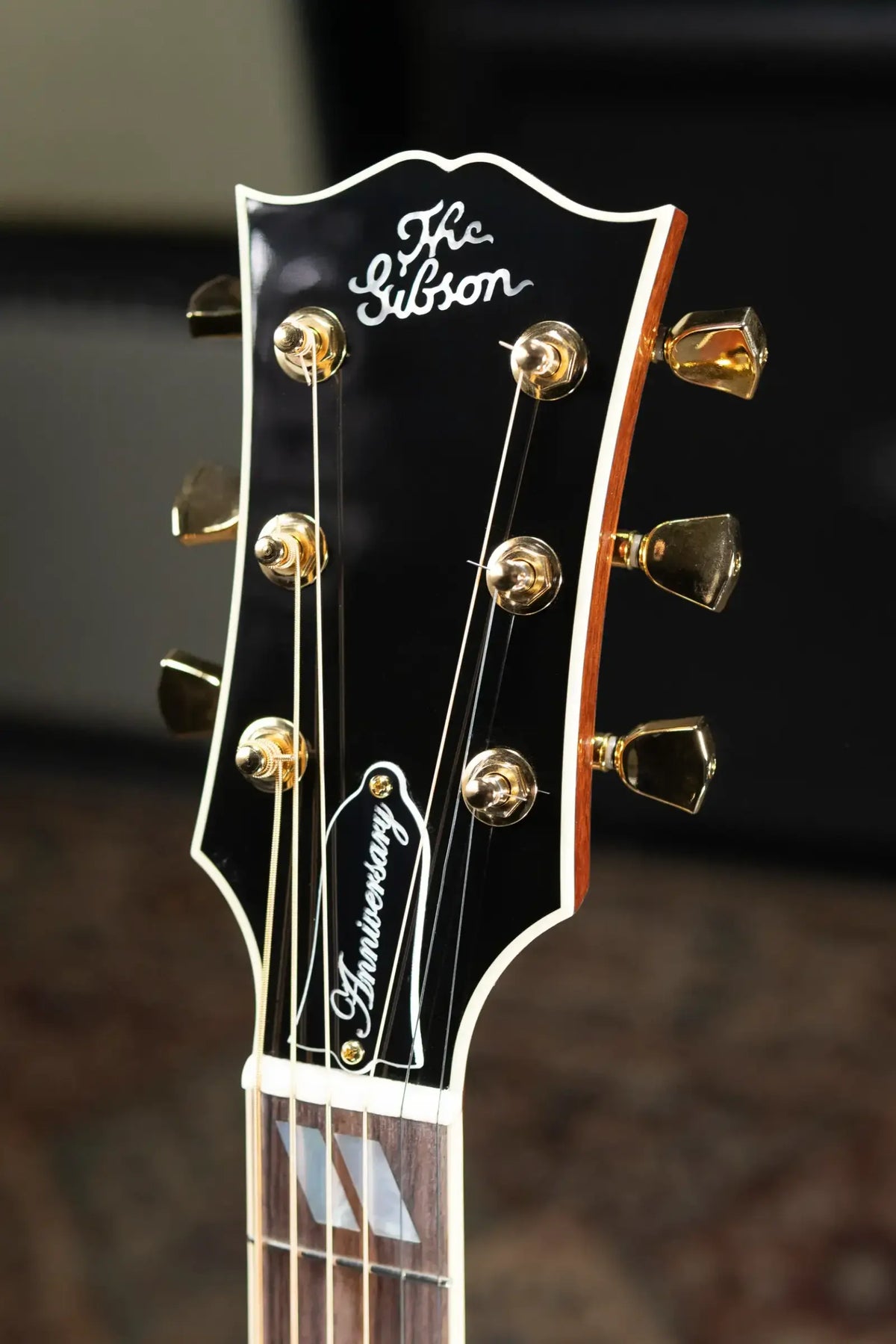 Gibson Dove Anniversary Limited Edition Acoustic/Electric Guitar - Cremona Burst with Hardshell Case