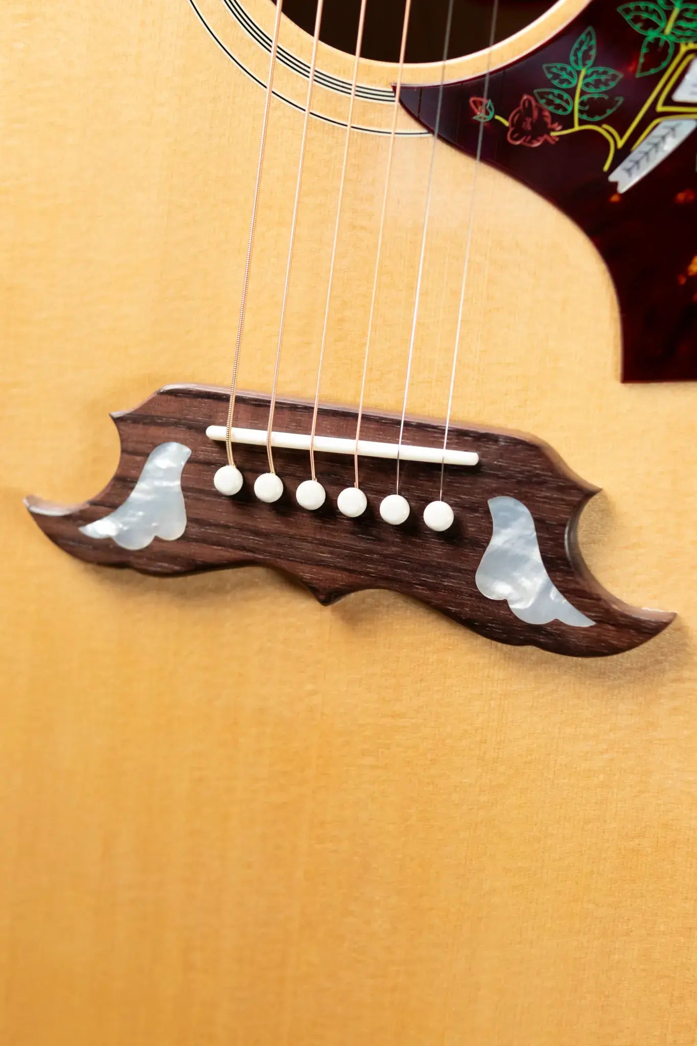 Gibson Dove Original Acoustic/Electric - Antique Natural with Hardshell Case