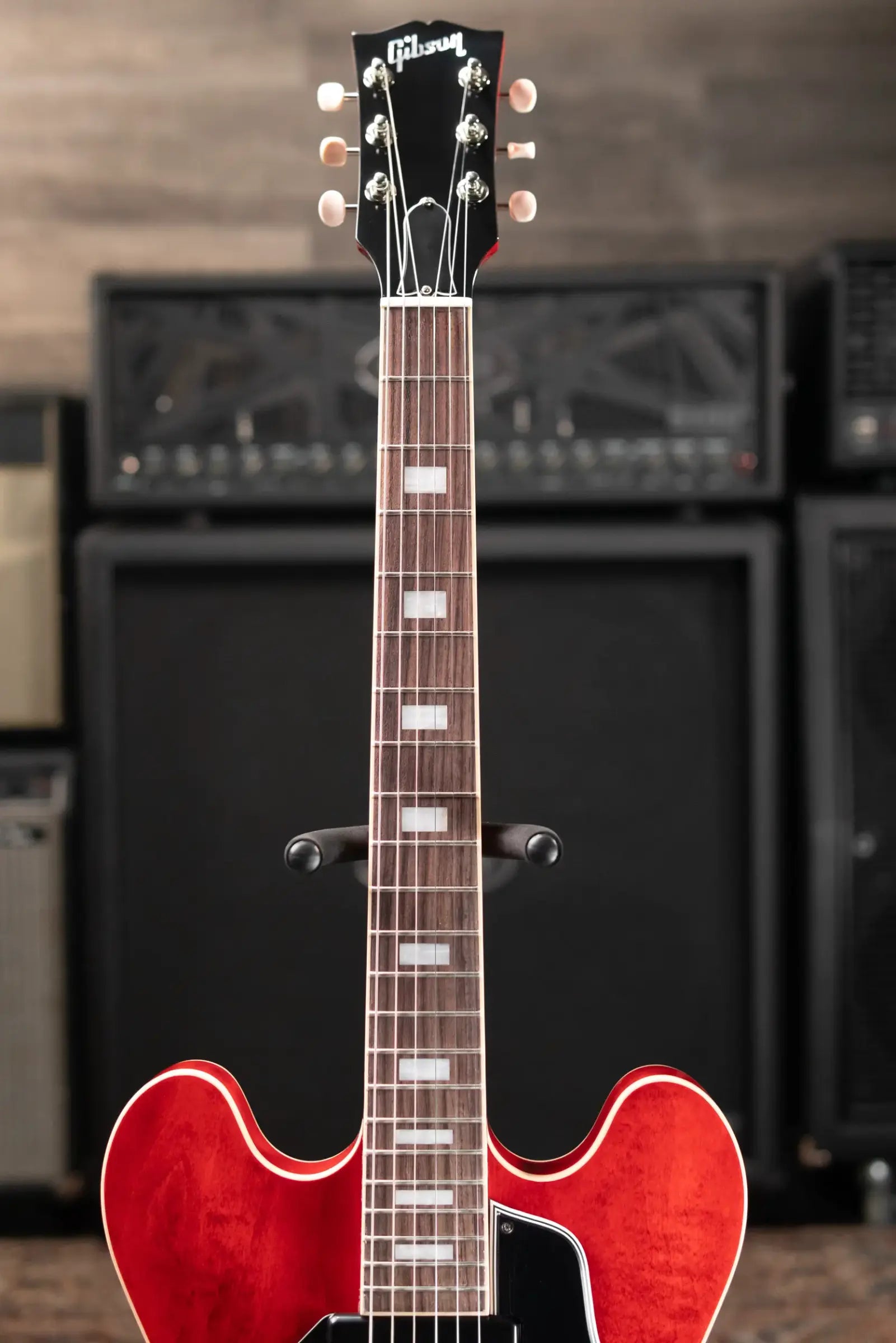 Gibson ES-330 Hollow Body Electric Guitar - Sixties Cherry with Hardshell Case