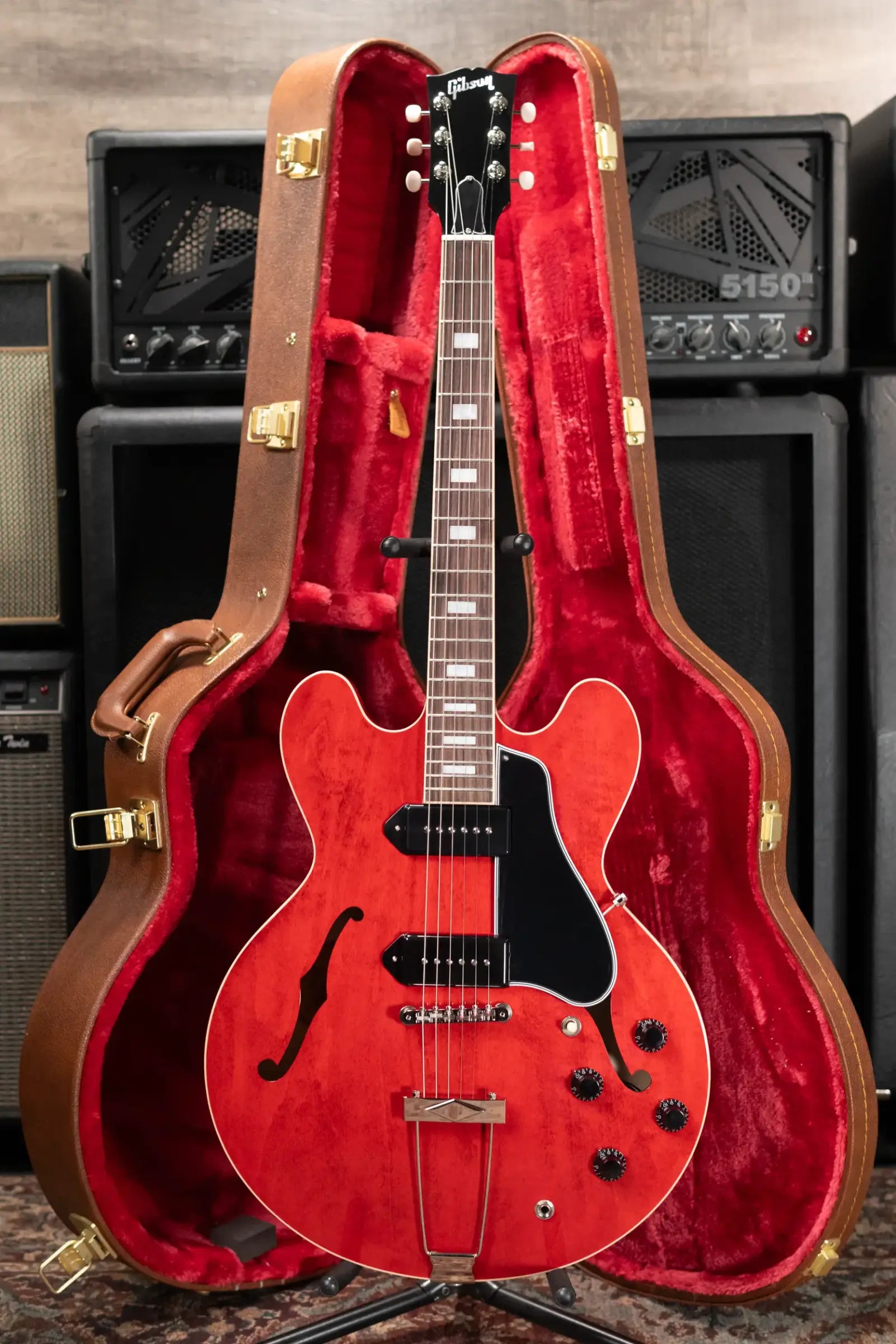 Gibson ES-330 Hollow Body Electric Guitar - Sixties Cherry with Hardshell Case