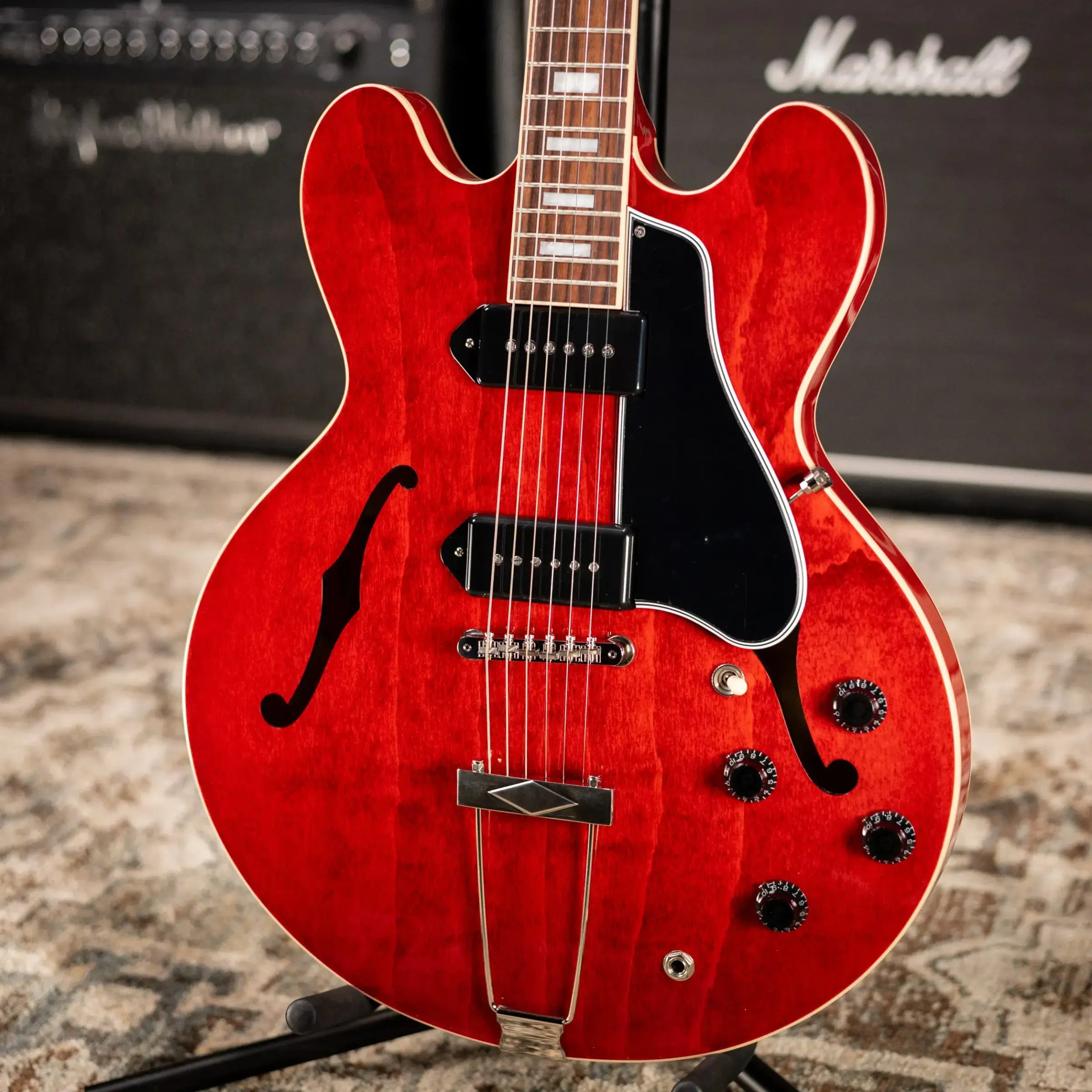 Gibson ES-330 Hollow Body Electric Guitar - Sixties Cherry with Hardshell Case