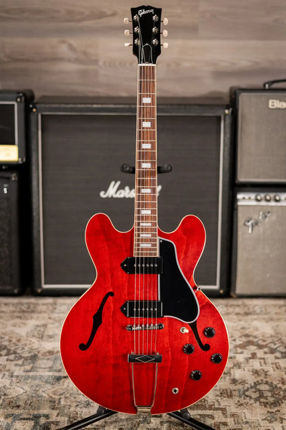 Gibson ES-330 Hollow Body Electric Guitar - Sixties Cherry with Hardshell Case