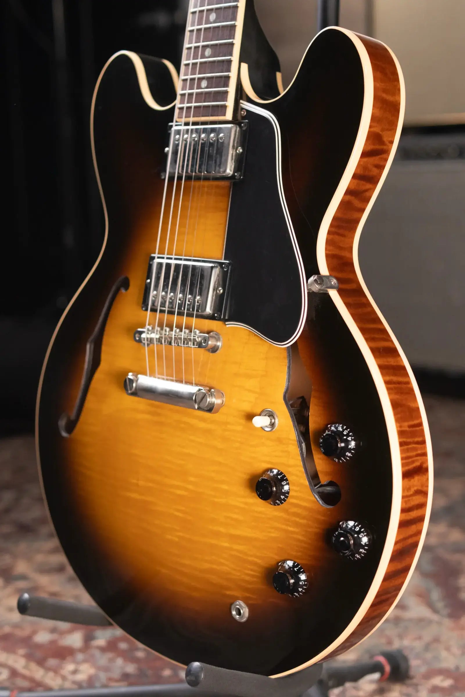 Gibson ES-335 Dot Semi-Hollow Electric Guitar - Vintage Sunburst with Hardshell Case - Used