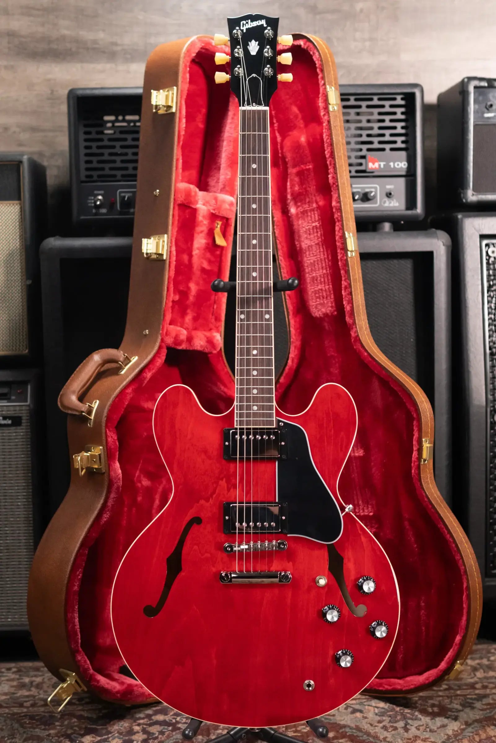 Gibson ES-335 Semi-Hollow Electric Guitar - Sixties Cherry with Hardshell Case