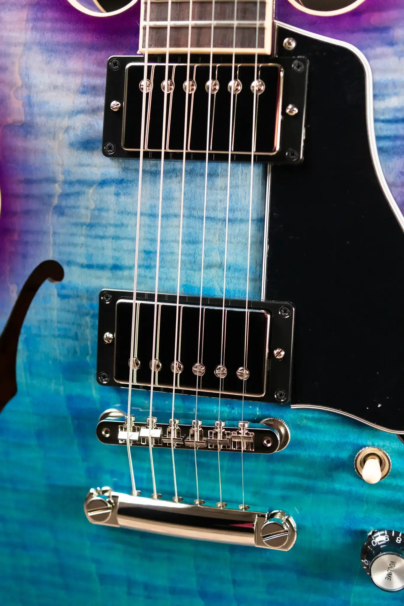 Gibson ES-339 Figured Semi-Hollow Electric Guitar - Blueberry Burst with Hardshell Case