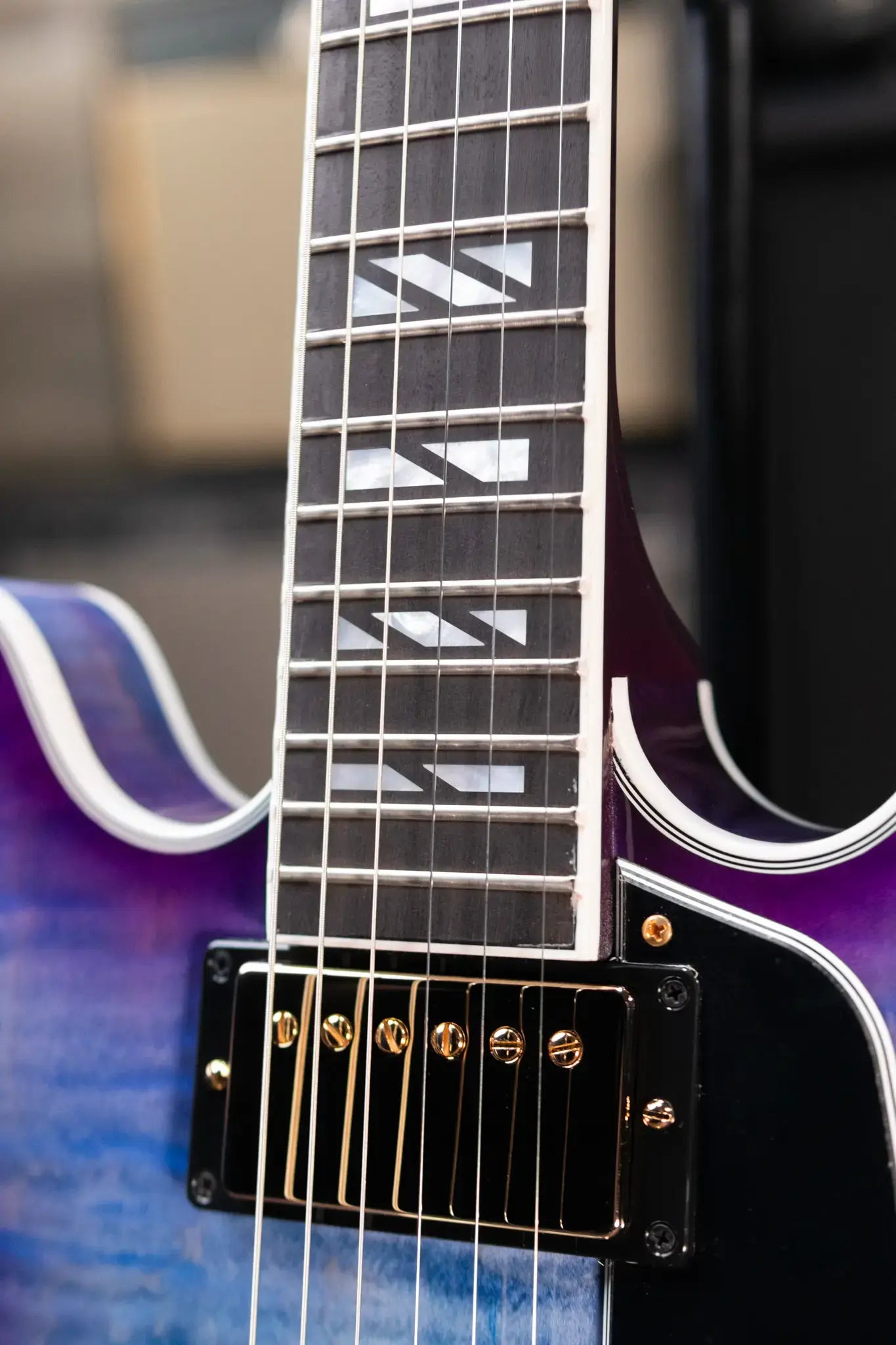 Gibson ES Supreme Semi-Hollow Electric Guitar - Blueberry Burst with Hardshell Case