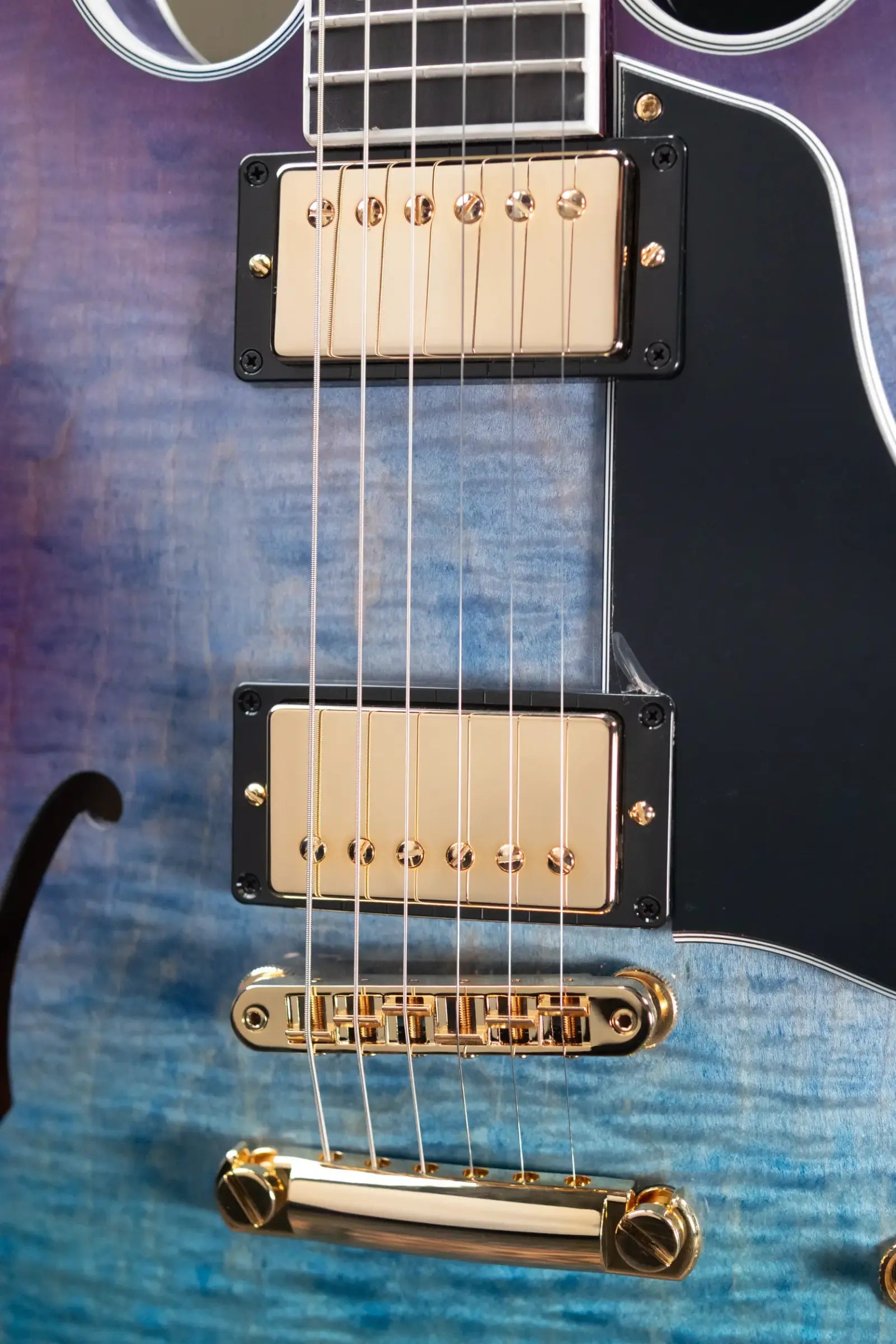 Gibson ES Supreme Semi-Hollow Electric Guitar - Blueberry Burst with Hardshell Case