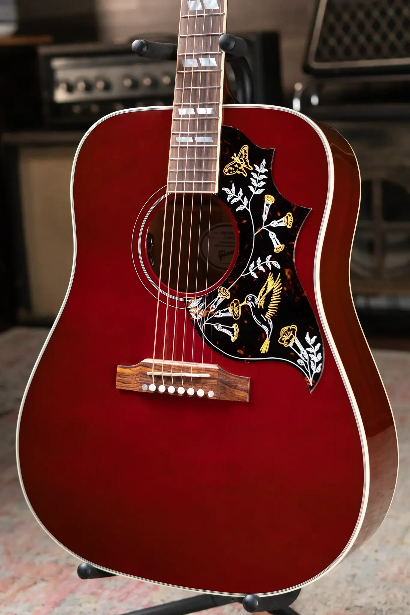 Gibson Hummingbird Standard Acoustic/Electric - Wine Red with Hardshell Case