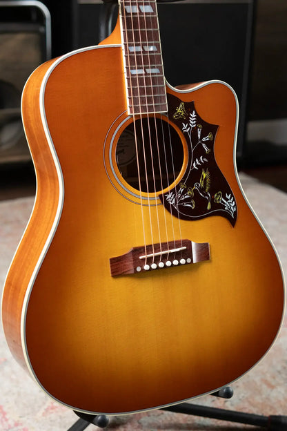 Gibson Hummingbird Standard EC Acoustic/Electric - Heritage Cherry Sunburst with Hardshell Case