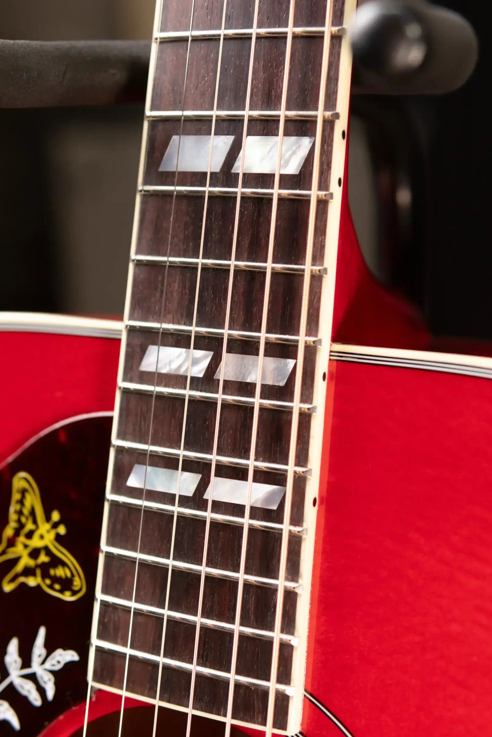 Gibson Hummingbird Standard Left-Handed Acoustic/Electric Guitar - Vintage Cherry Sunburst with Hardshell Case