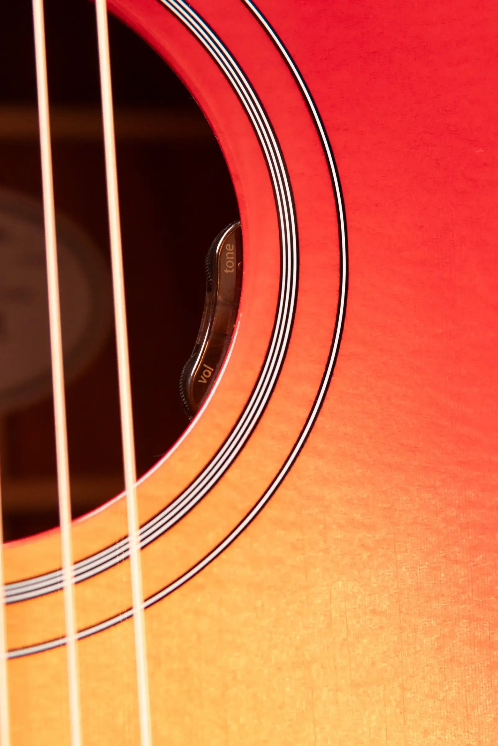 Gibson Hummingbird Standard Left-Handed Acoustic/Electric Guitar - Vintage Cherry Sunburst with Hardshell Case