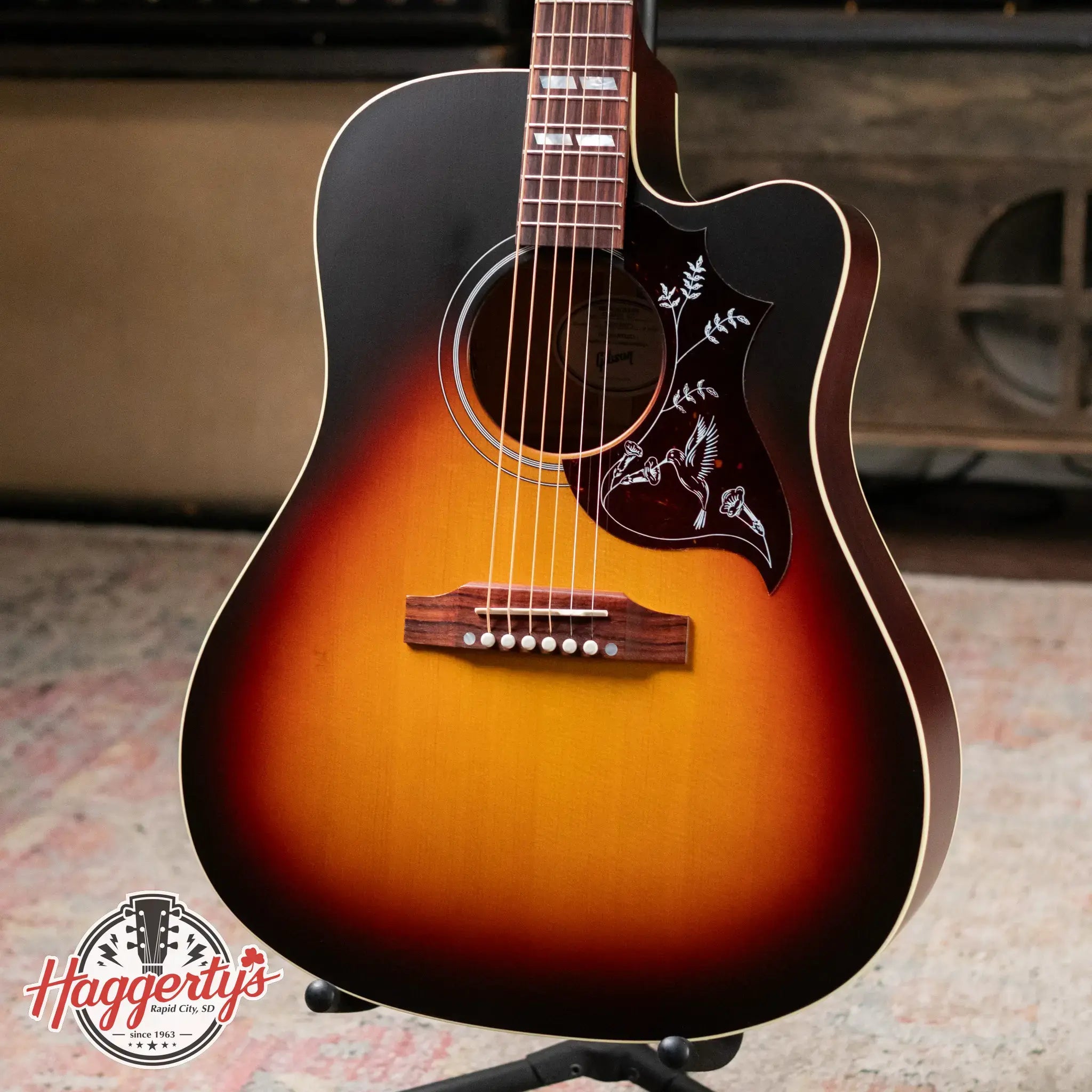 Gibson Hummingbird Studio EC Acoustic/Electric - Tri-Burst Satin with Hardshell Case