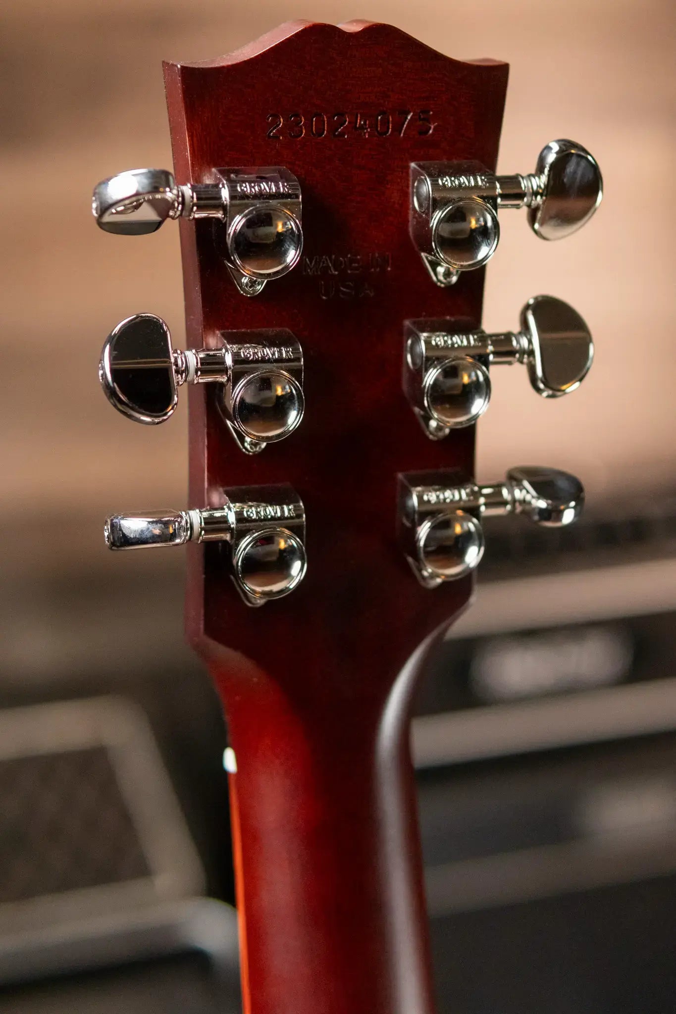 Gibson Hummingbird Studio EC Acoustic/Electric - Tri-Burst Satin with Hardshell Case