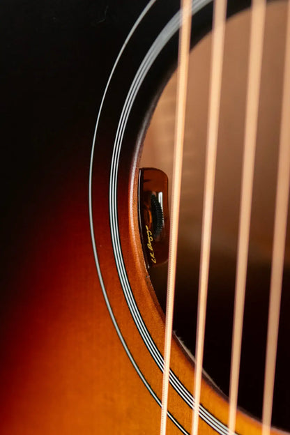 Gibson Hummingbird Studio EC Acoustic/Electric - Tri-Burst Satin with Hardshell Case