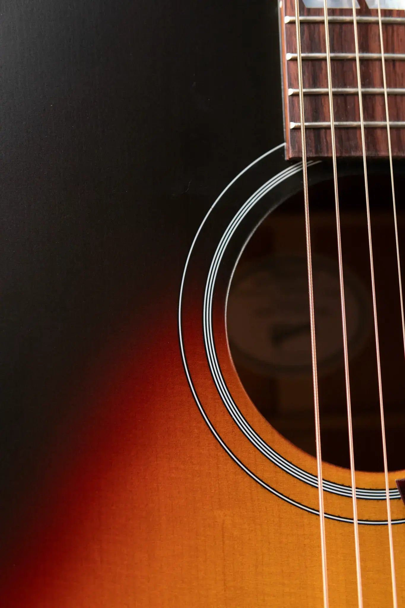 Gibson Hummingbird Studio EC Acoustic/Electric - Tri-Burst Satin with Hardshell Case