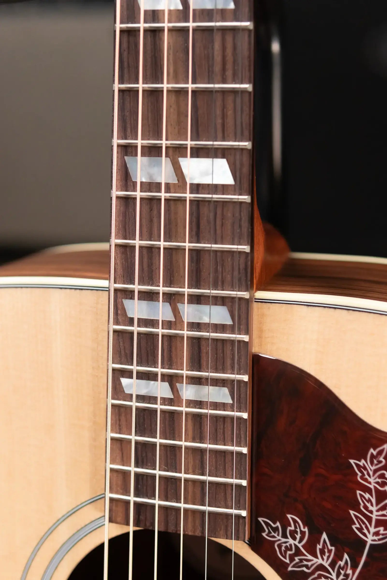 Gibson Hummingbird Studio Rosewood Acoustic/Electric Guitar - Natural with Hardshell Case - Used