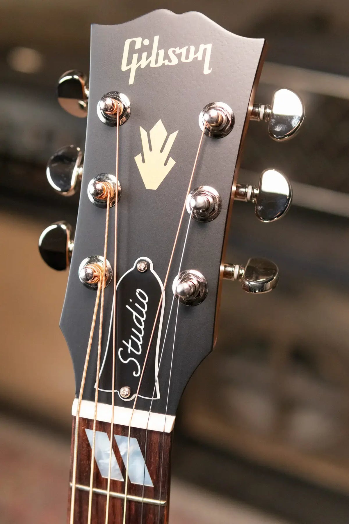 Gibson Hummingbird Studio Rosewood Acoustic/Electric Guitar with Hardshell Case - Demo