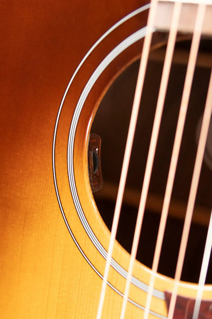 Gibson Hummingbird Studio Walnut Acoustic/Electric Guitar - Walnut Burst with Hardshell Case