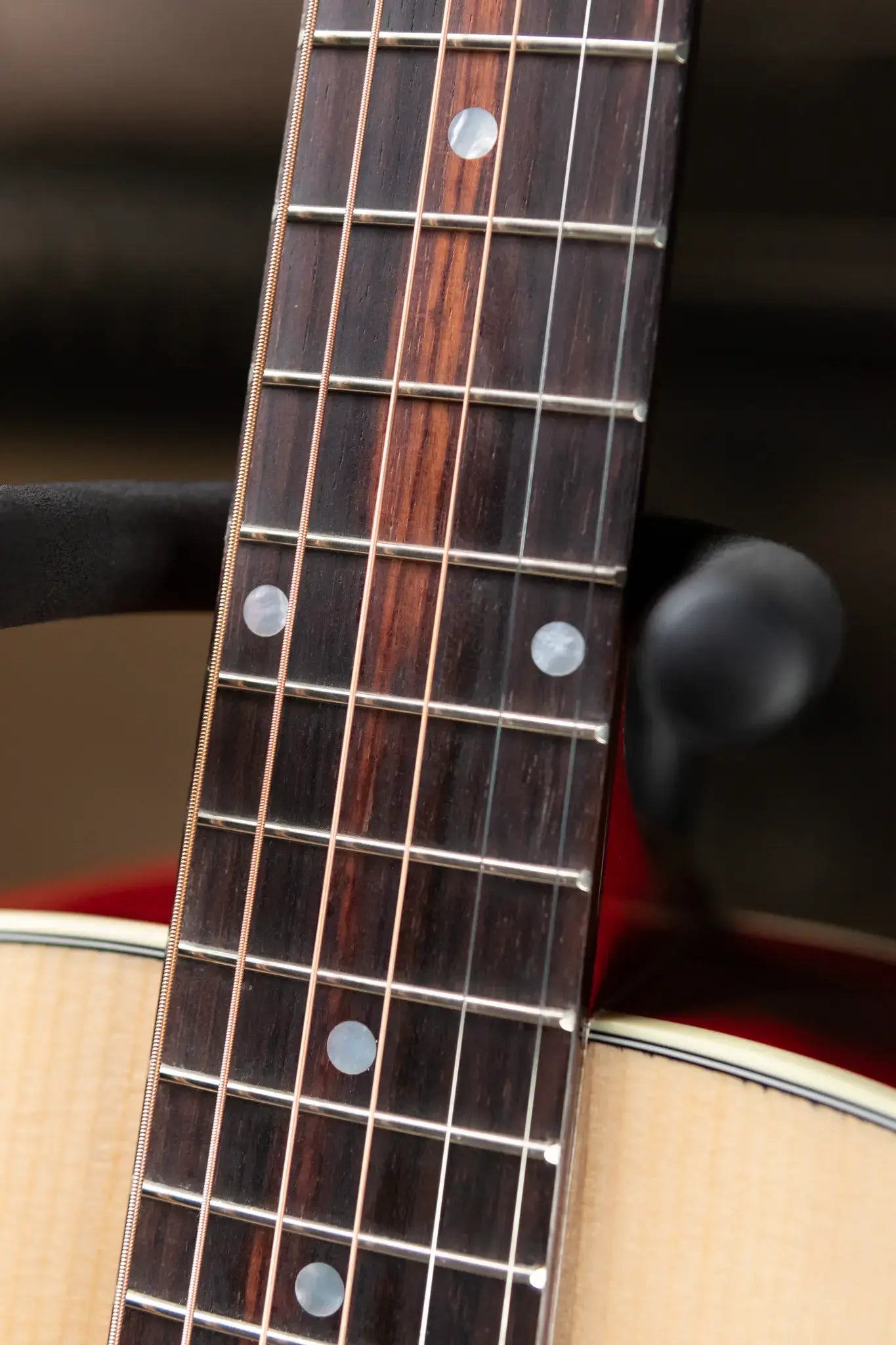 Gibson J-45 Standard Acoustic/Electric - Antique Natural and Cherry Back with Hardshell Case
