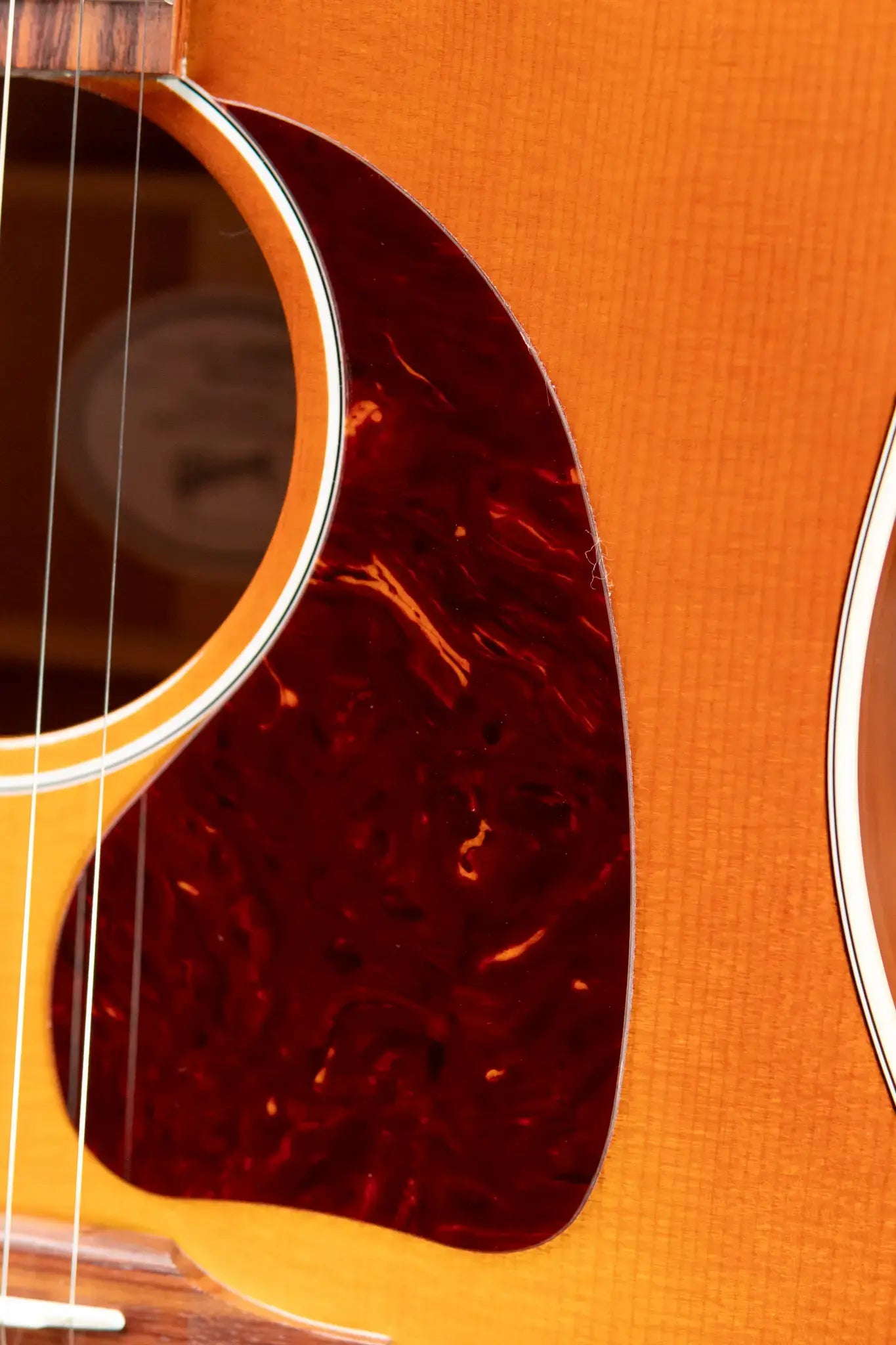 Gibson J-45 Standard Acoustic/Electric Guitar - Heritage Cherry Sunburst with Hardshell Case