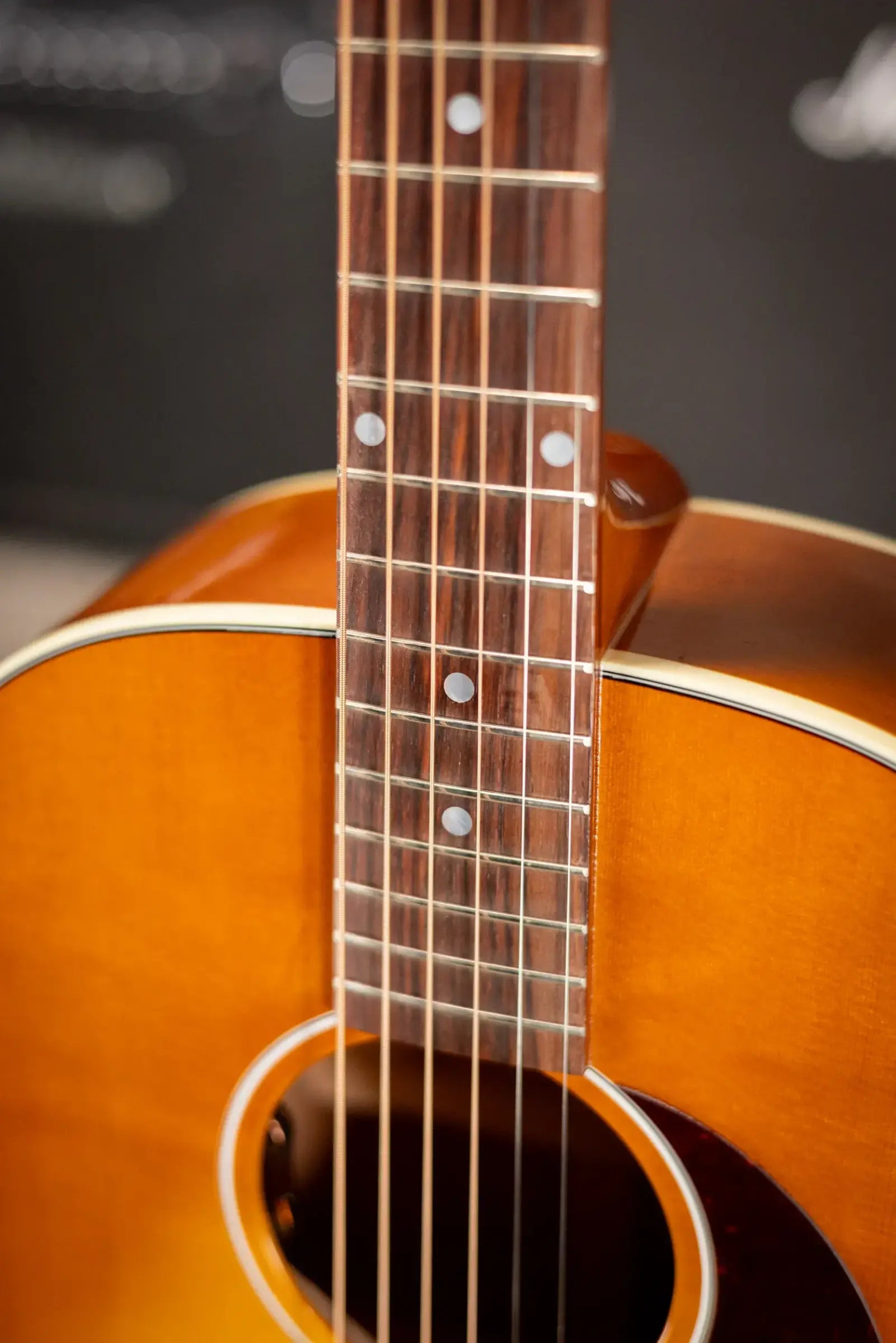 Gibson J-45 Standard Acoustic/Electric Guitar - Heritage Cherry Sunburst with Hardshell Case