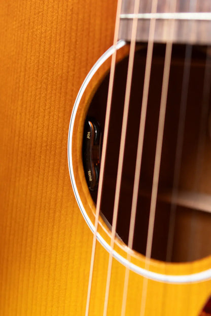 Gibson J-45 Standard Dreadnought Acoustic/Electric - Honeyburst with Hardshell Case
