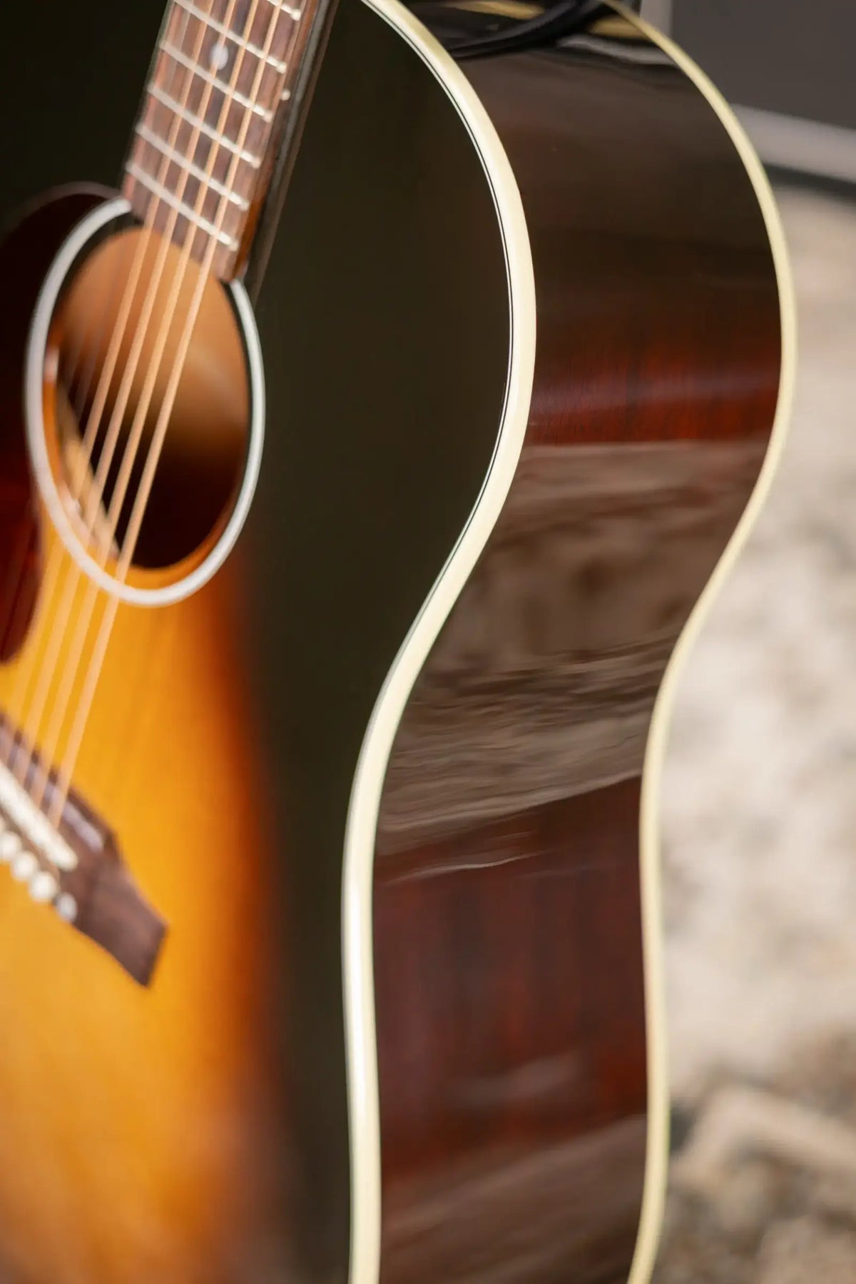 Gibson J-45 Standard Left-Handed Acoustic/Electric Guitar - Vintage Sunburst with Hardshell Case
