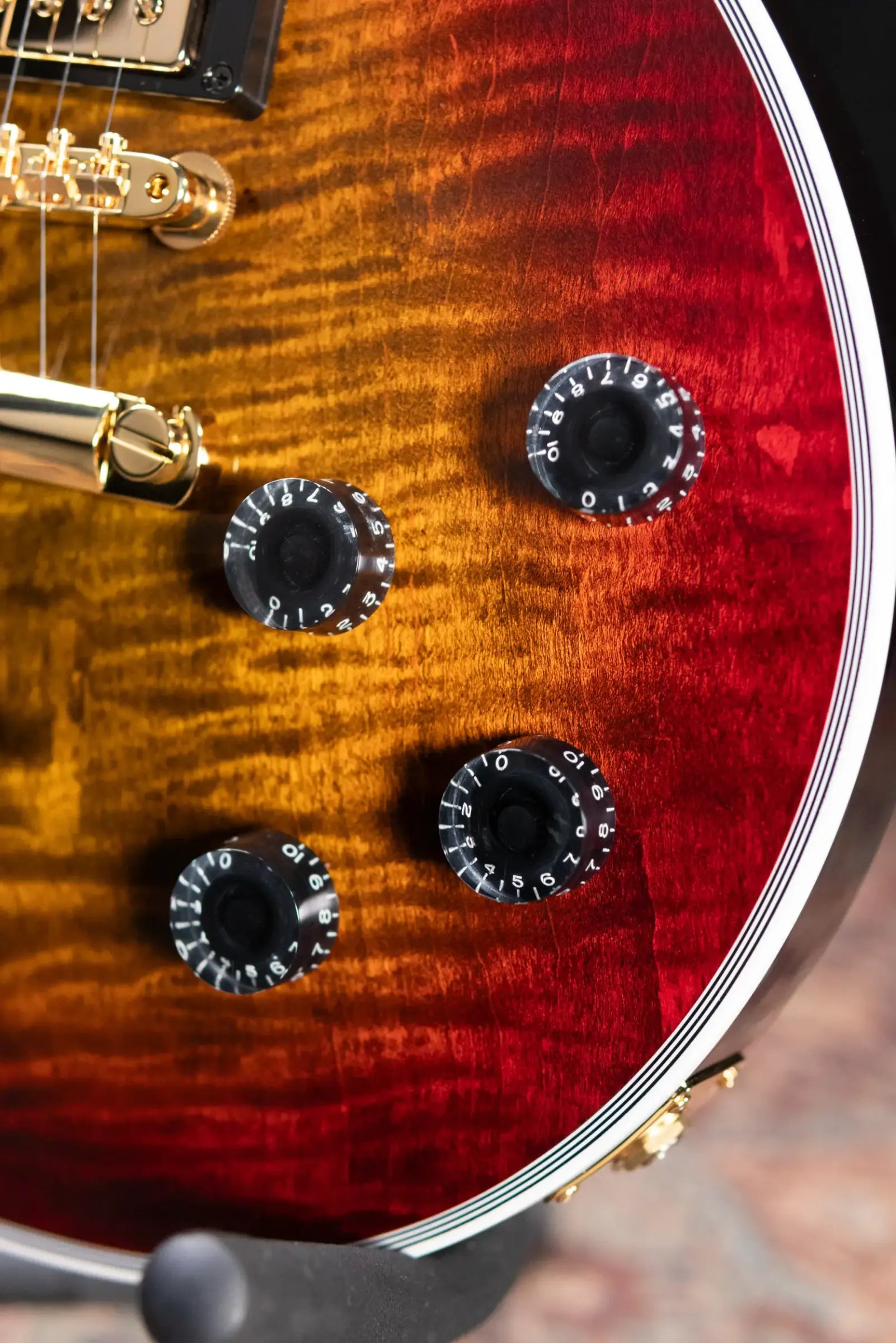 Gibson Les Paul Axcess Custom Figured Top Electric Guitar - Bengal Burst with Hardshell Case
