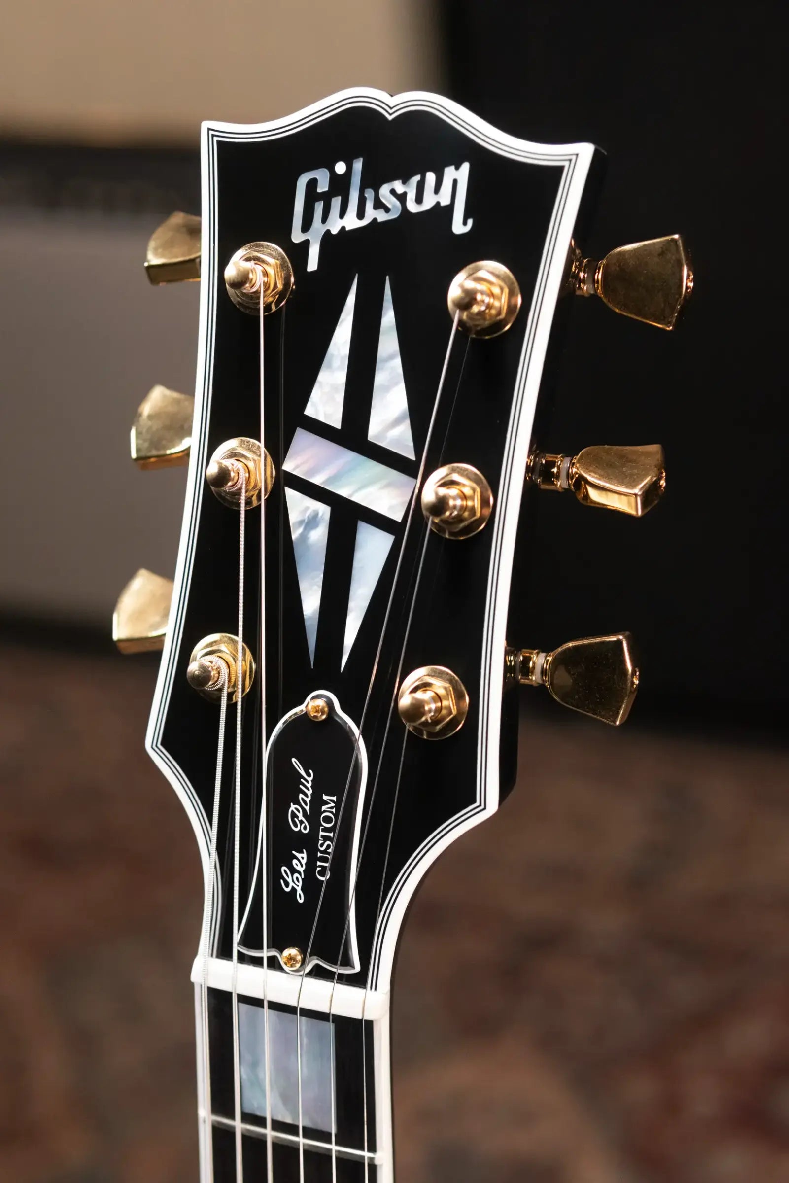 Gibson Les Paul Custom 70s Electric Guitar - Ebony with Hardshell Case