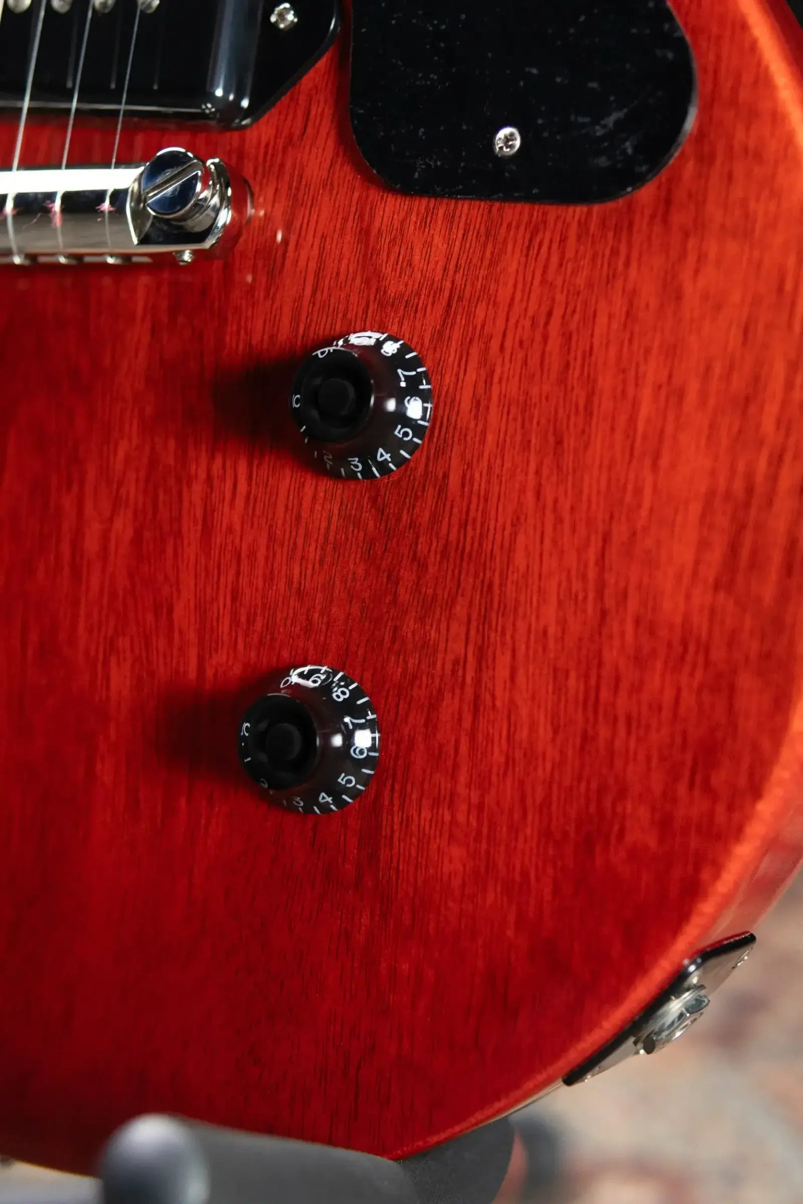 Gibson Les Paul Junior Double Cutaway Electric Guitar - Vintage Cherry with Hardshell Case