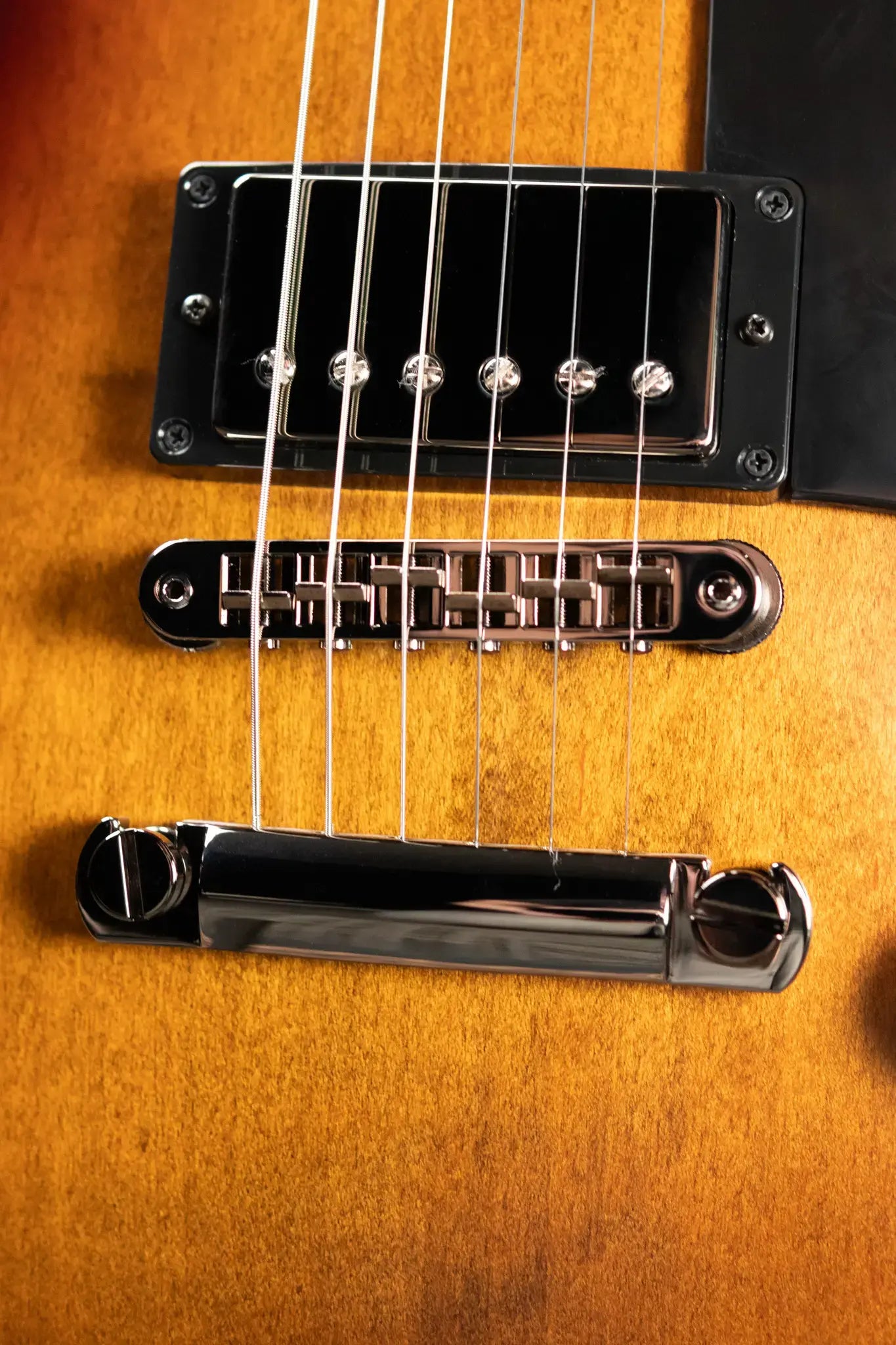 Gibson Les Paul Modern Studio Electric Guitar - Smokehouse Satin with Gig Bag - Floor Model Demo