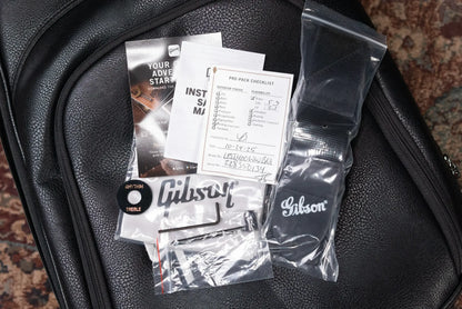 Gibson Les Paul Modern Studio Electric Guitar - Worn White with Gig Bag